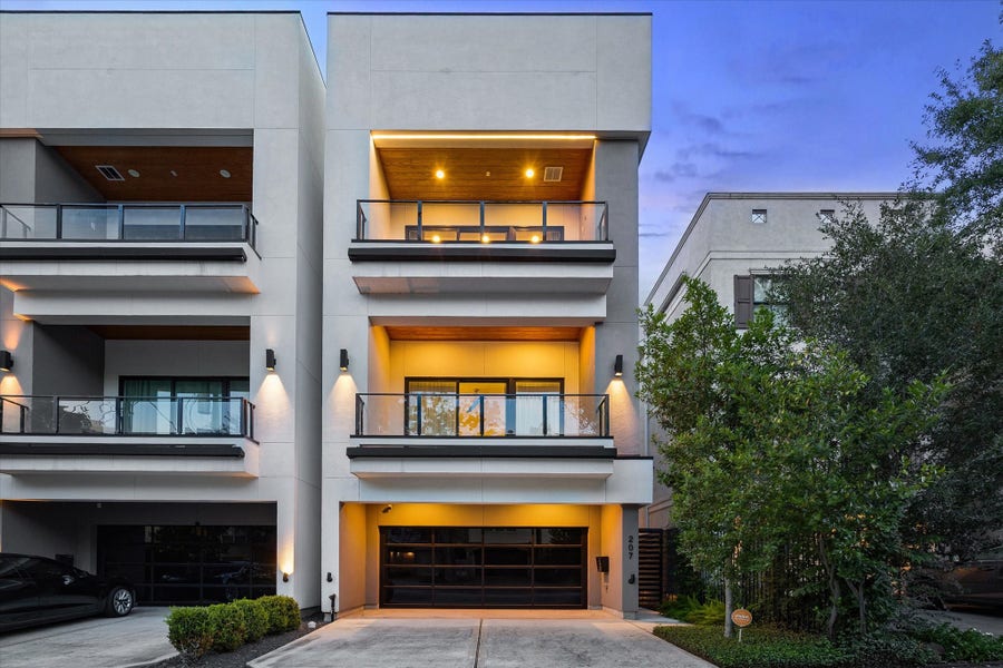 Property photo for 207 Birdsall Street, Houston, TX