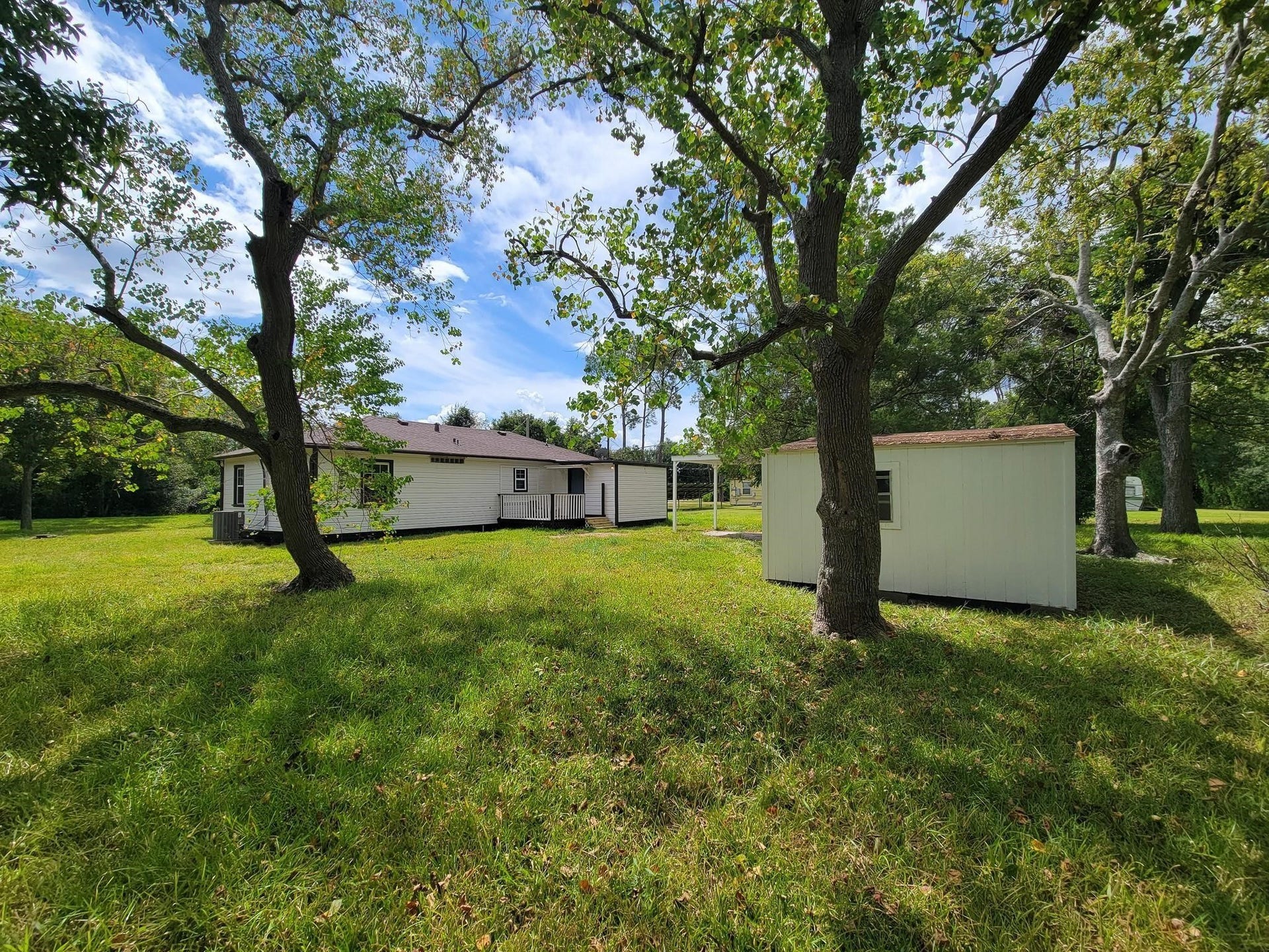 725 Cahill Road, Angleton, TX 77515 725 Cahill Road, Angleton, TX 77515
