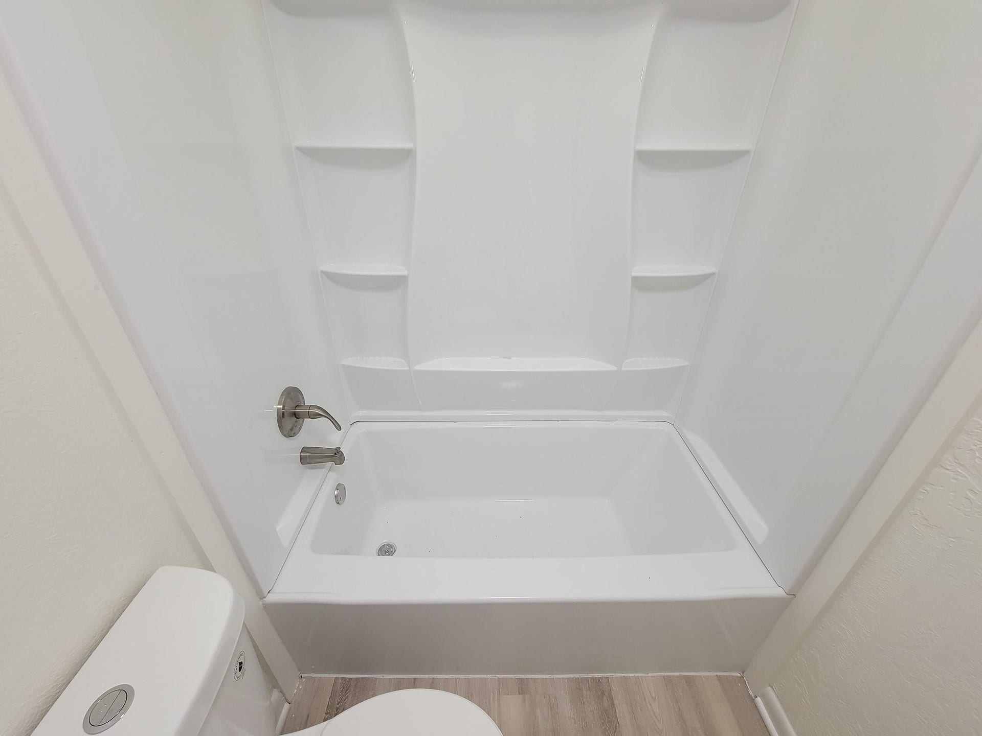 725 Cahill Road, Angleton, TX 77515 725 Cahill Road, Angleton, TX 77515