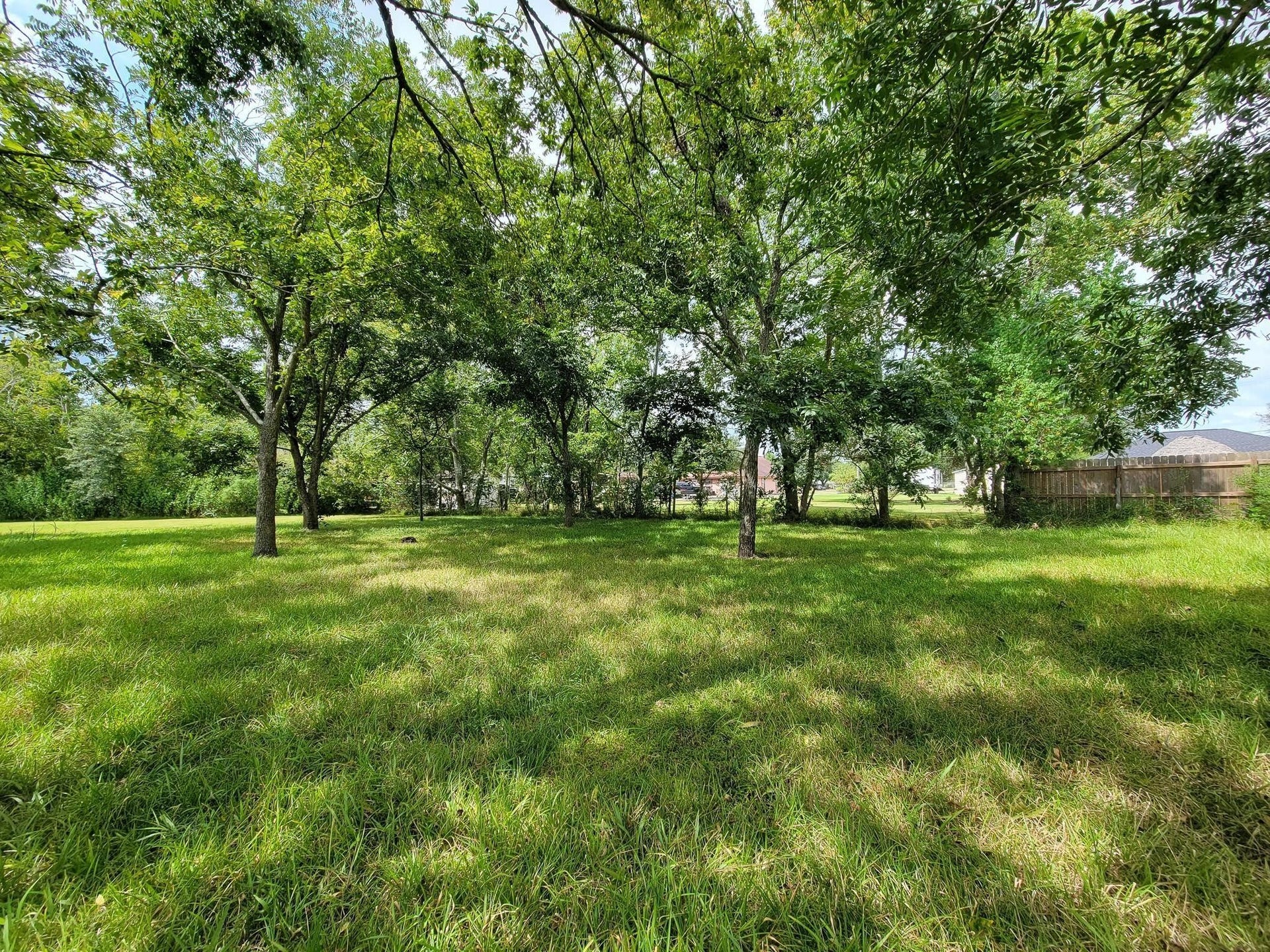 725 Cahill Road, Angleton, TX 77515 725 Cahill Road, Angleton, TX 77515