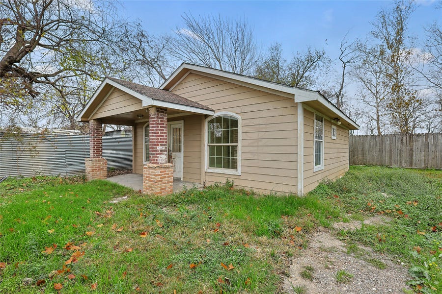 Property photo for 161 Luther Street, Houston, TX