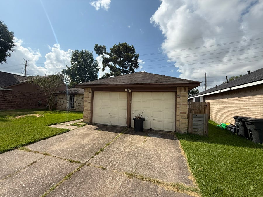 Property photo for 8418 Old Maple Lane, Humble, TX
