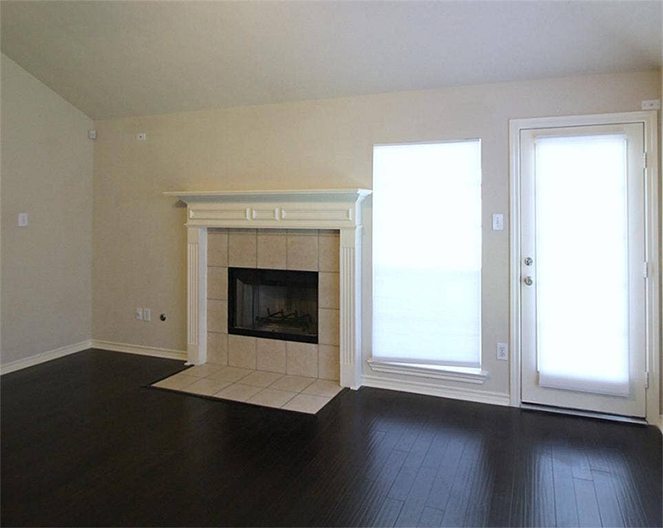 10011 Adobe Drive, Houston, TX 77095 10011 Adobe Drive, Houston, TX 77095