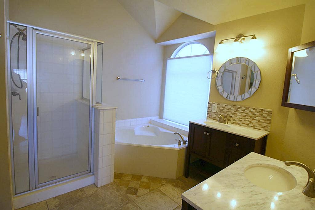 10011 Adobe Drive, Houston, TX 77095 10011 Adobe Drive, Houston, TX 77095