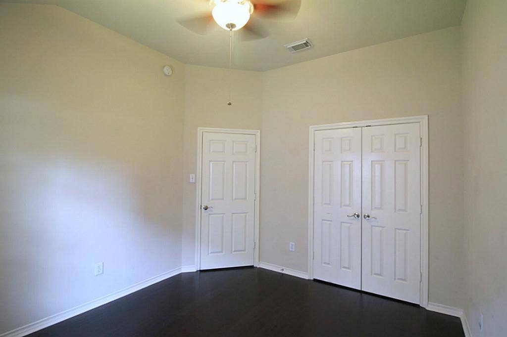 10011 Adobe Drive, Houston, TX 77095 10011 Adobe Drive, Houston, TX 77095