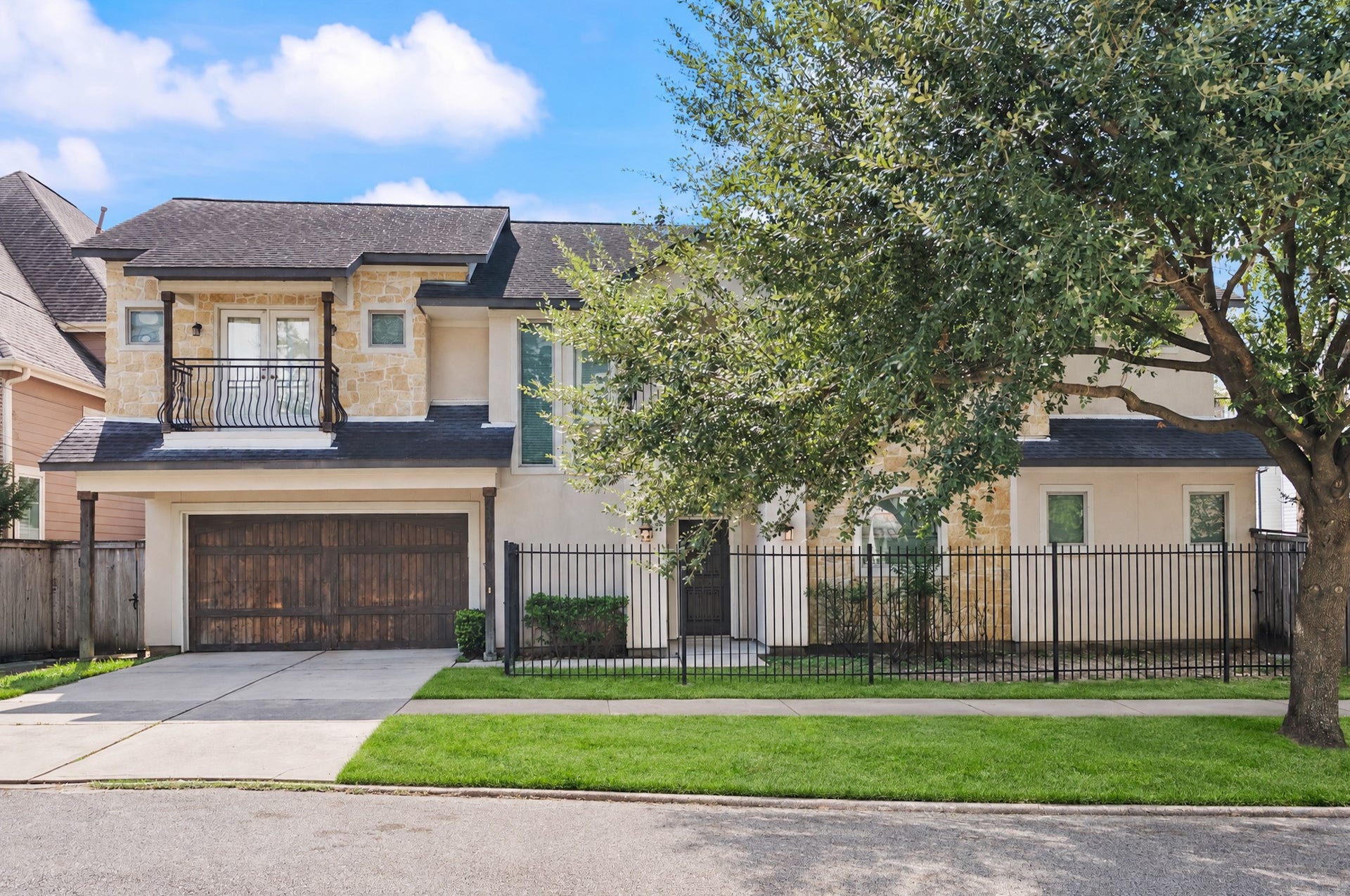 4421 Marina Street, Houston, TX 77007 4421 Marina Street, Houston, TX 77007
