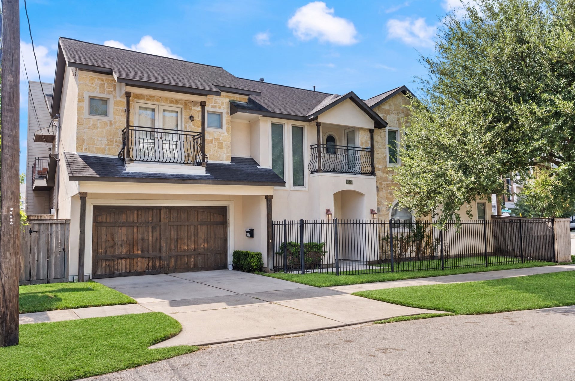 4421 Marina Street, Houston, TX 77007 4421 Marina Street, Houston, TX 77007