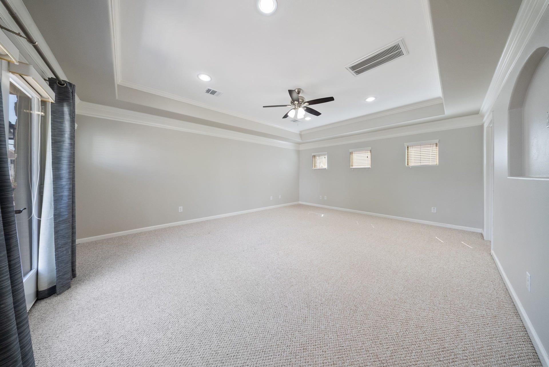 4421 Marina Street, Houston, TX 77007 4421 Marina Street, Houston, TX 77007
