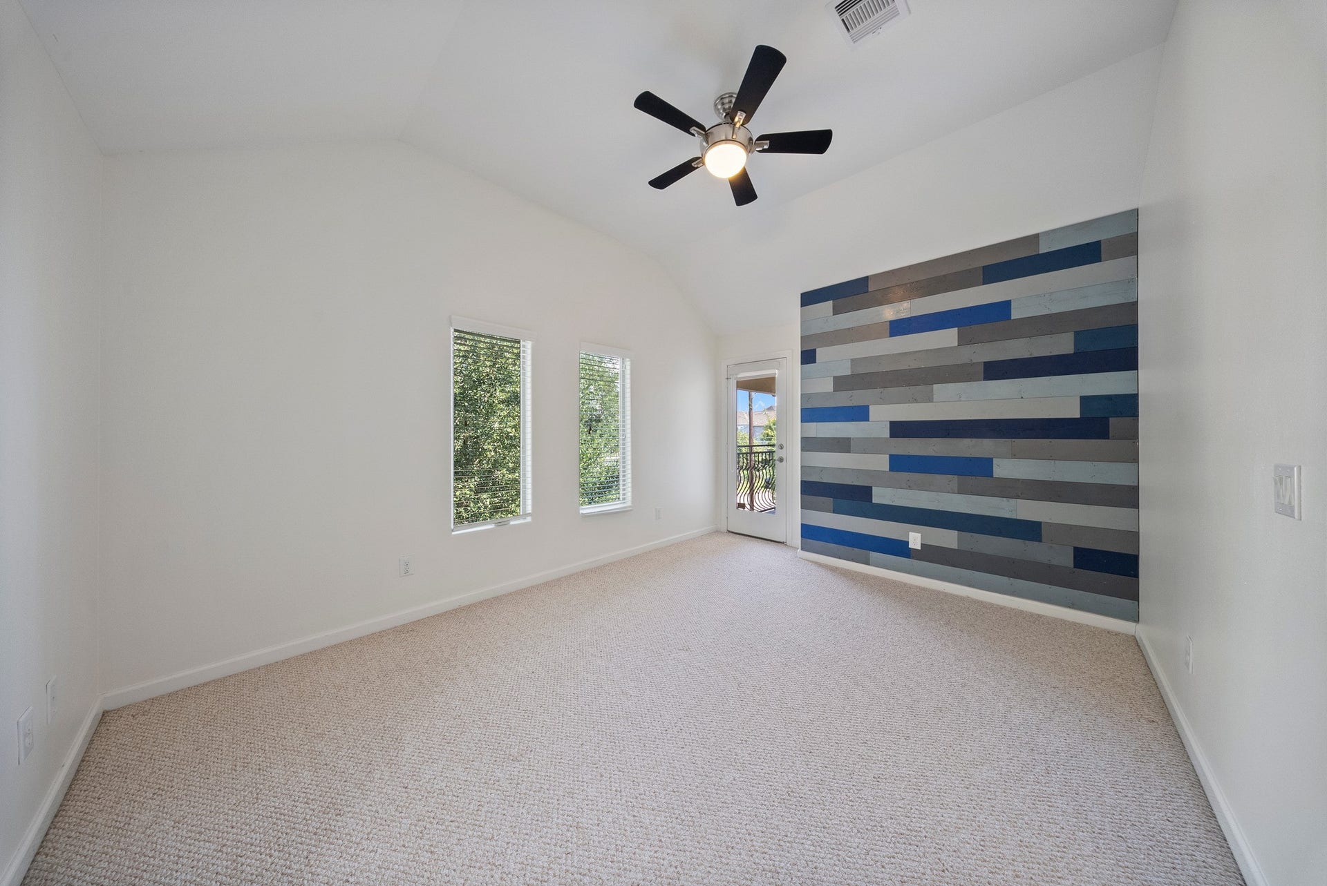 4421 Marina Street, Houston, TX 77007 4421 Marina Street, Houston, TX 77007