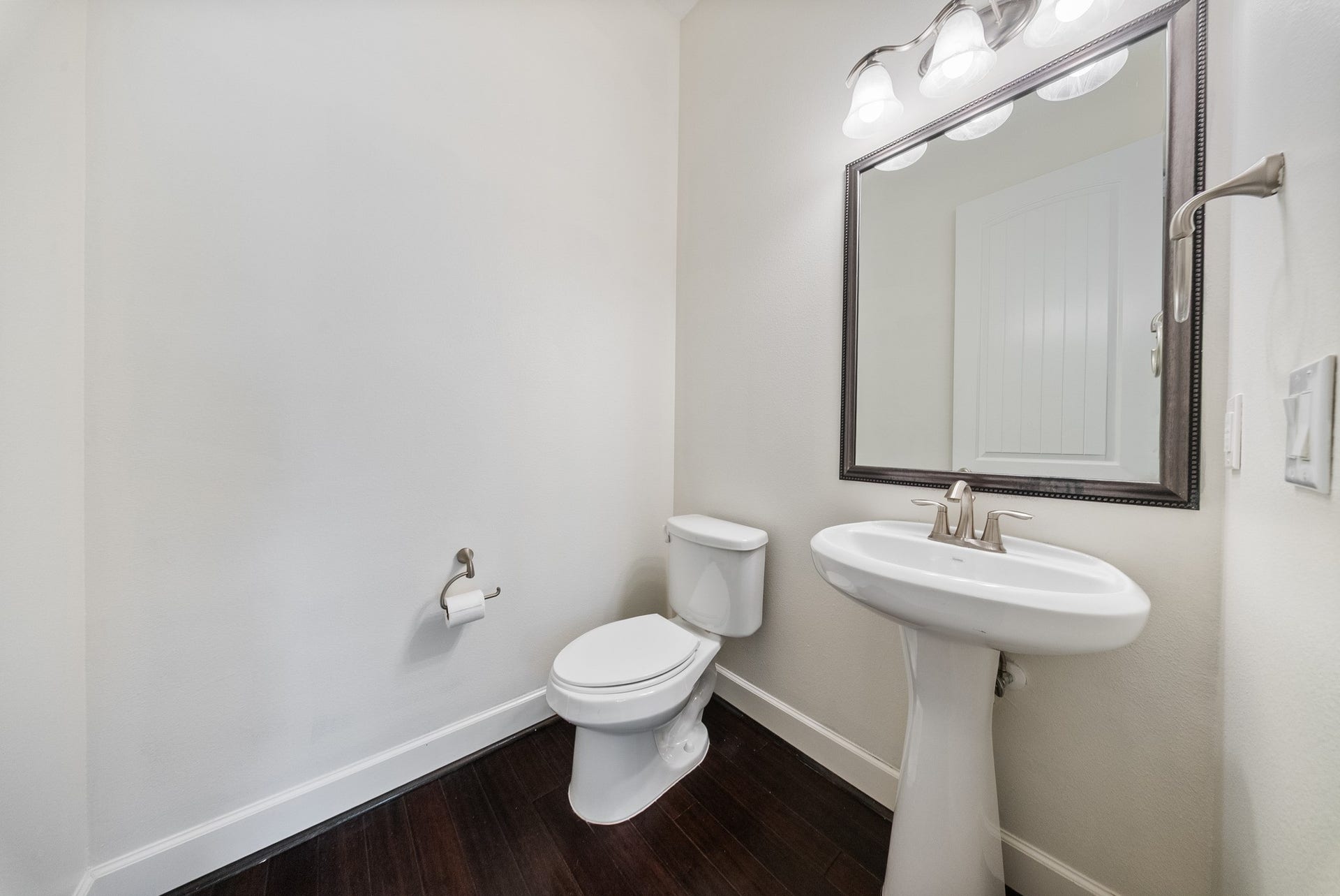 4421 Marina Street, Houston, TX 77007 4421 Marina Street, Houston, TX 77007