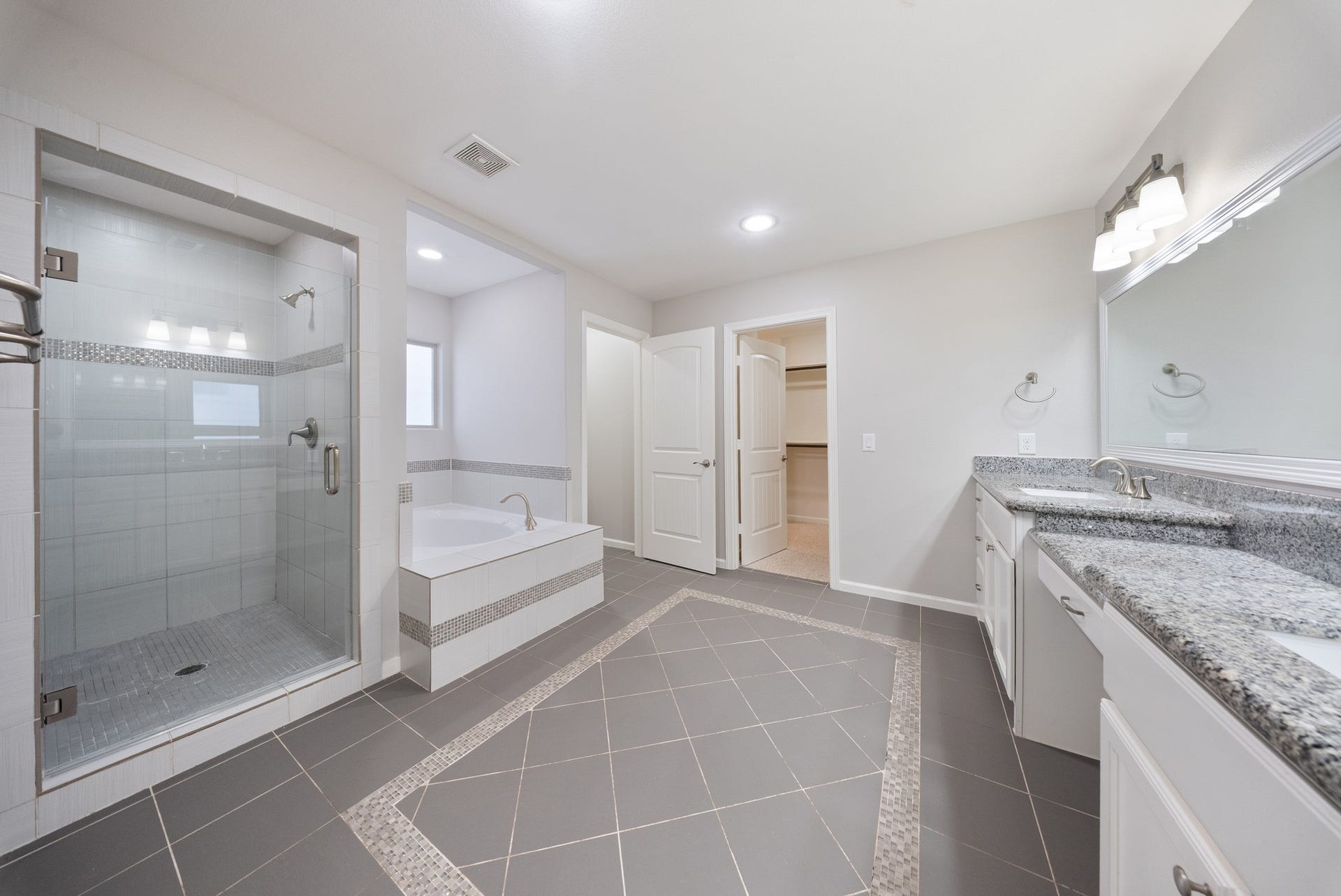 4421 Marina Street, Houston, TX 77007 4421 Marina Street, Houston, TX 77007