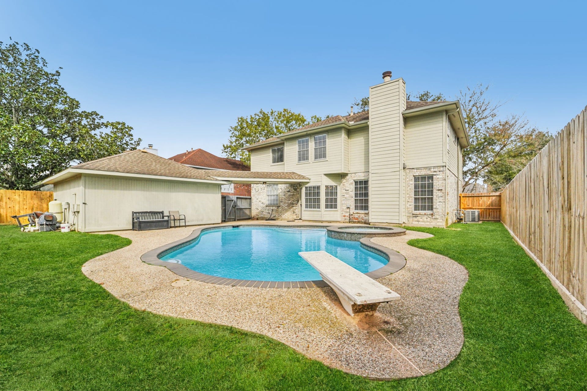 1808 N Mission Circle, Friendswood, TX 77546 1808 N Mission Circle, Friendswood, TX 77546