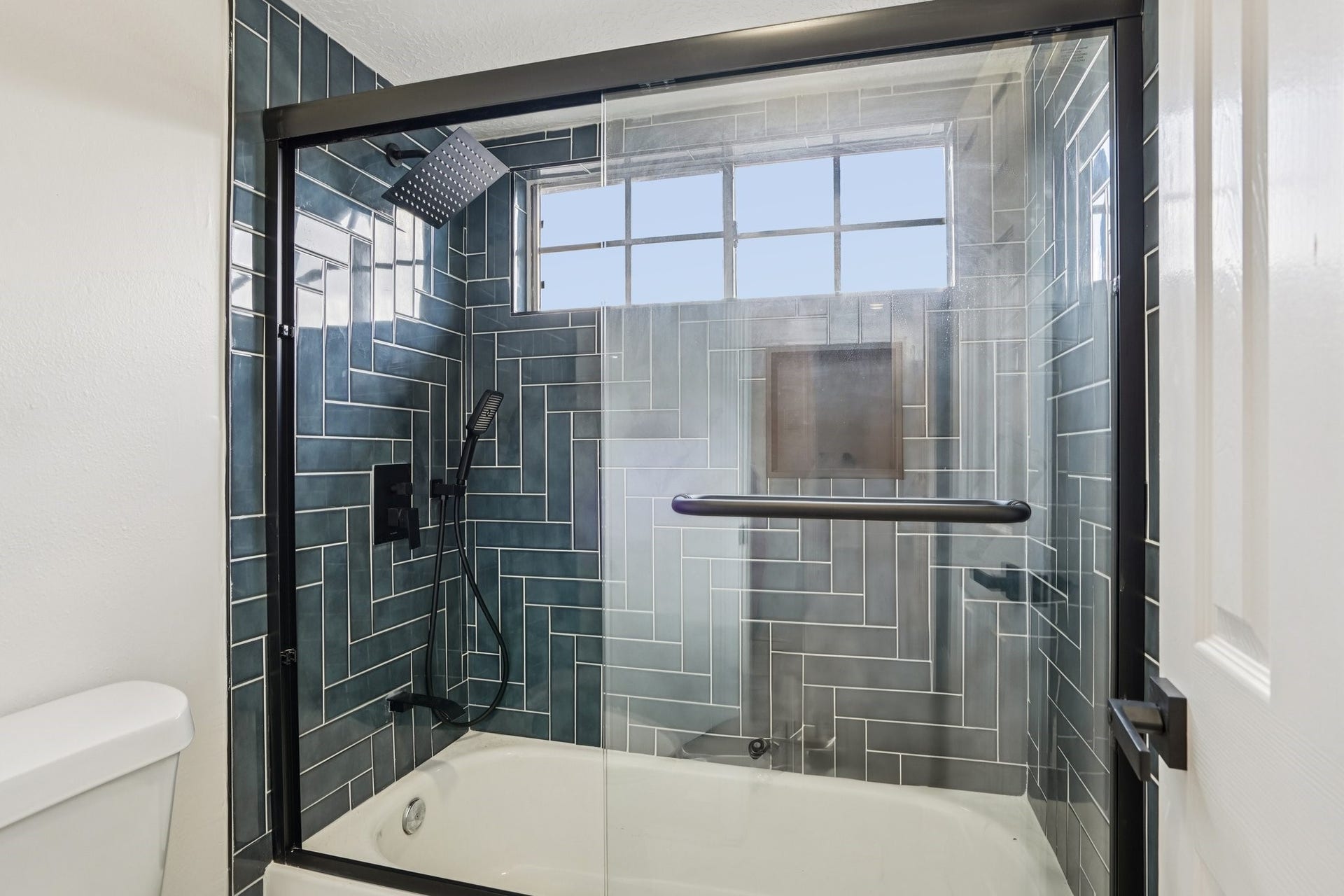 1808 N Mission Circle, Friendswood, TX 77546 1808 N Mission Circle, Friendswood, TX 77546