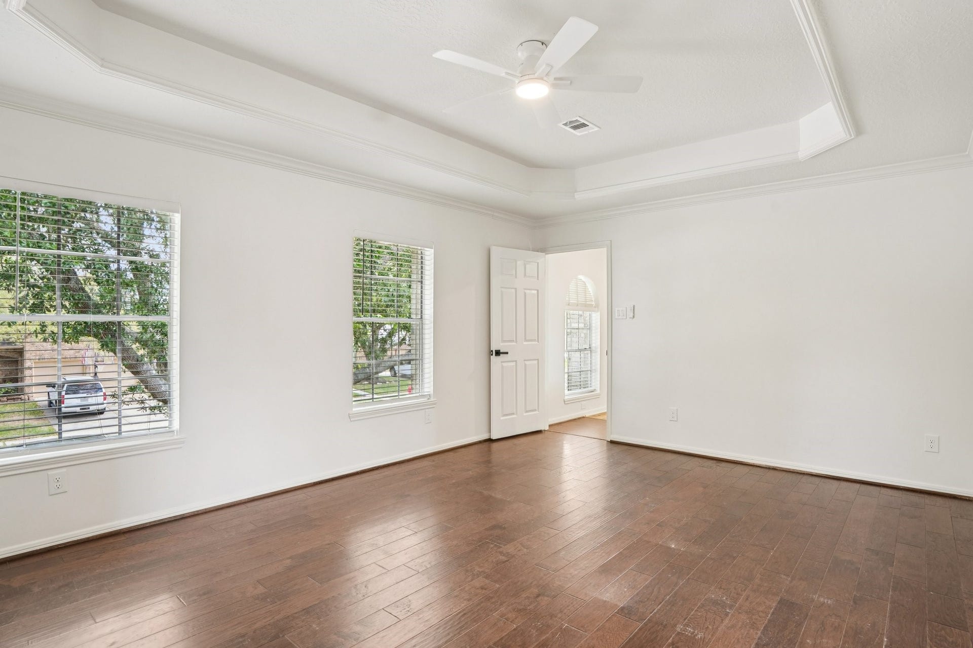 1808 N Mission Circle, Friendswood, TX 77546 1808 N Mission Circle, Friendswood, TX 77546