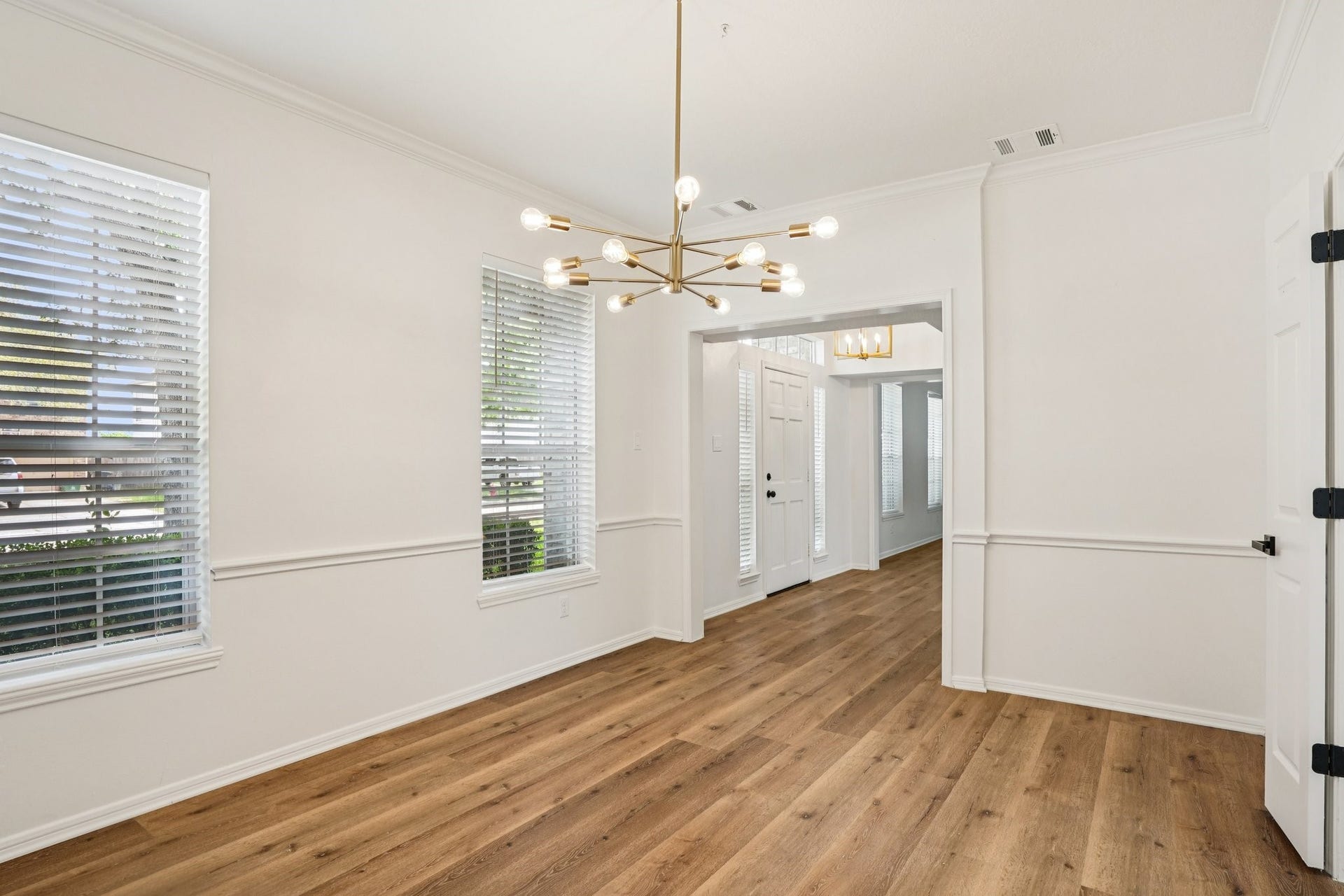 1808 N Mission Circle, Friendswood, TX 77546 1808 N Mission Circle, Friendswood, TX 77546