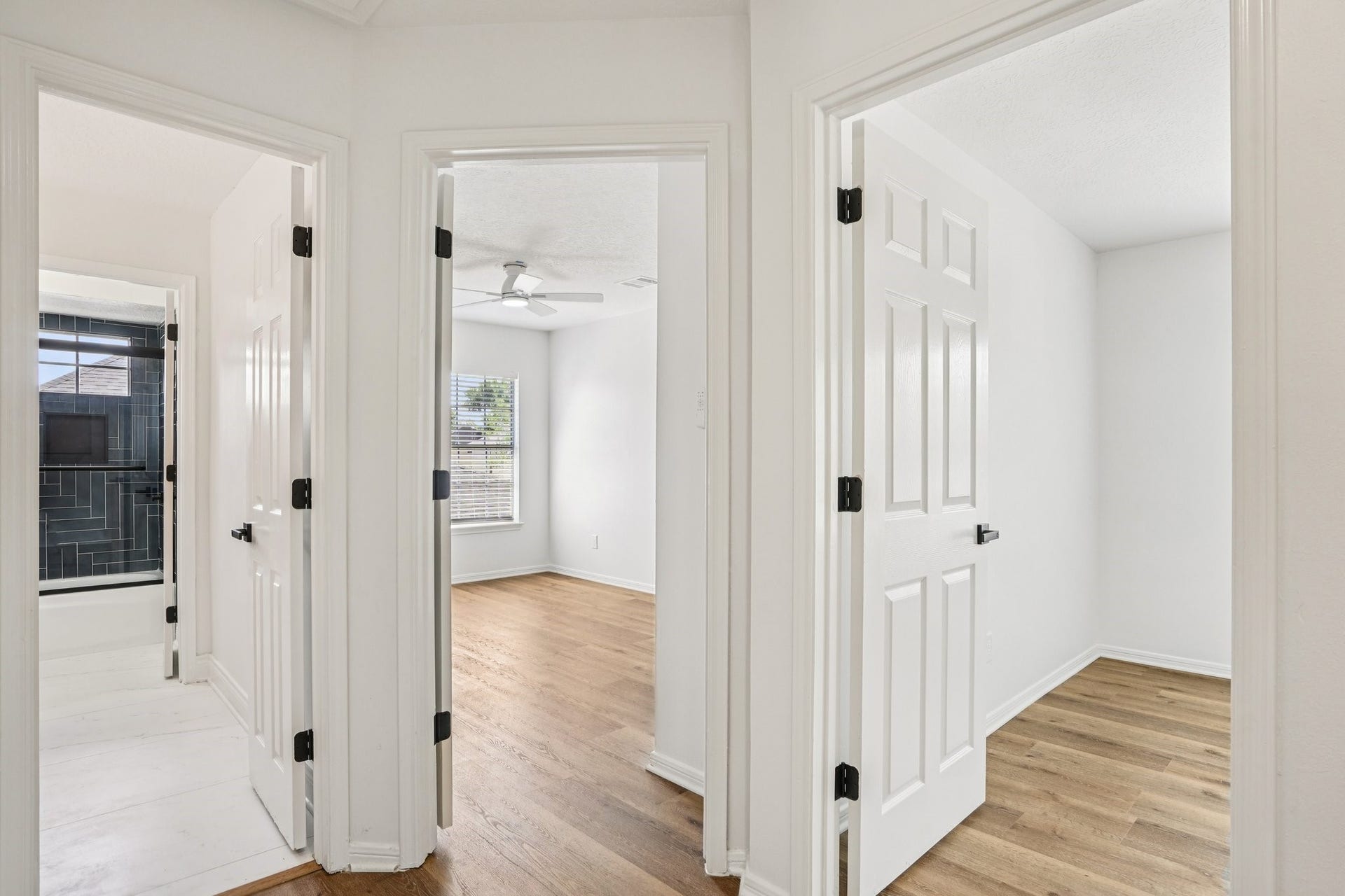 1808 N Mission Circle, Friendswood, TX 77546 1808 N Mission Circle, Friendswood, TX 77546