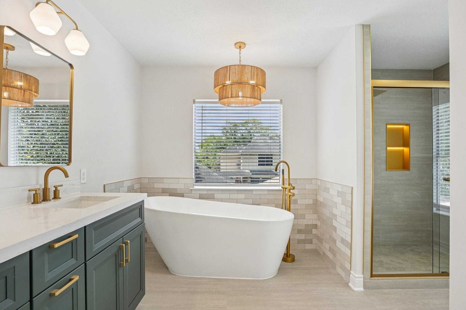 1808 N Mission Circle, Friendswood, TX 77546 1808 N Mission Circle, Friendswood, TX 77546