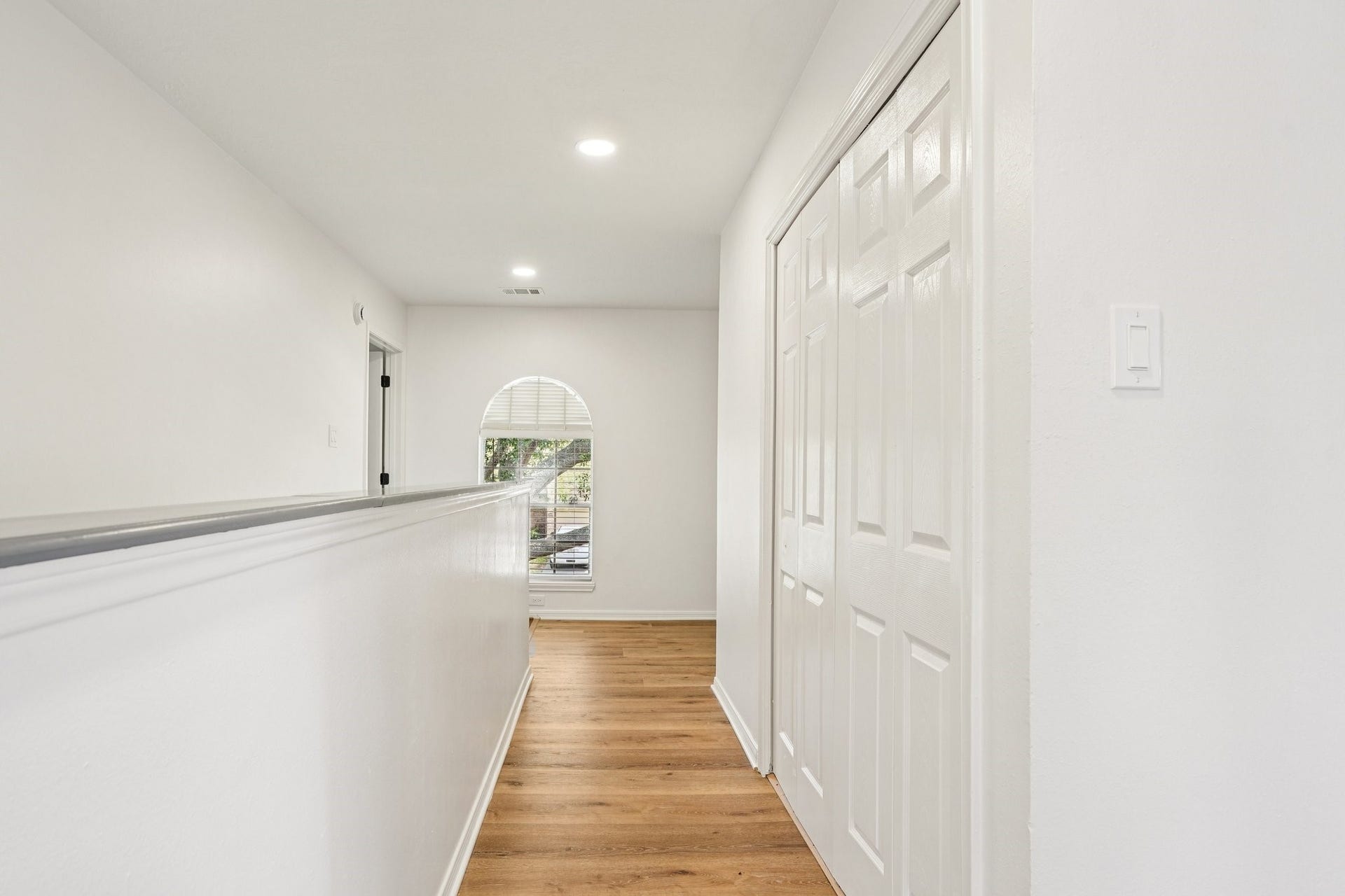 1808 N Mission Circle, Friendswood, TX 77546 1808 N Mission Circle, Friendswood, TX 77546