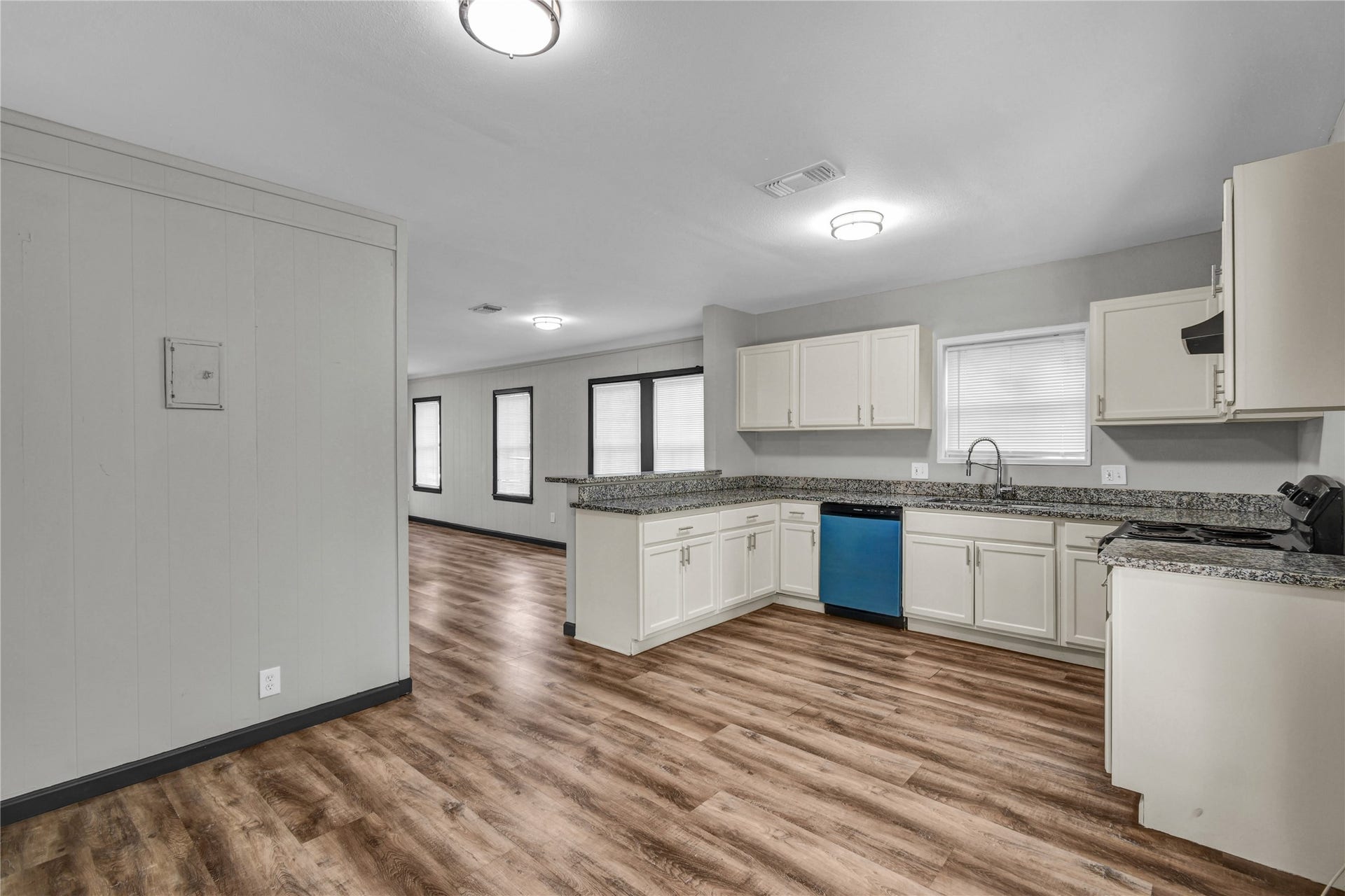 2642 Cedar Drive, La Marque, TX 77568 2642 Cedar Drive, La Marque, TX 77568