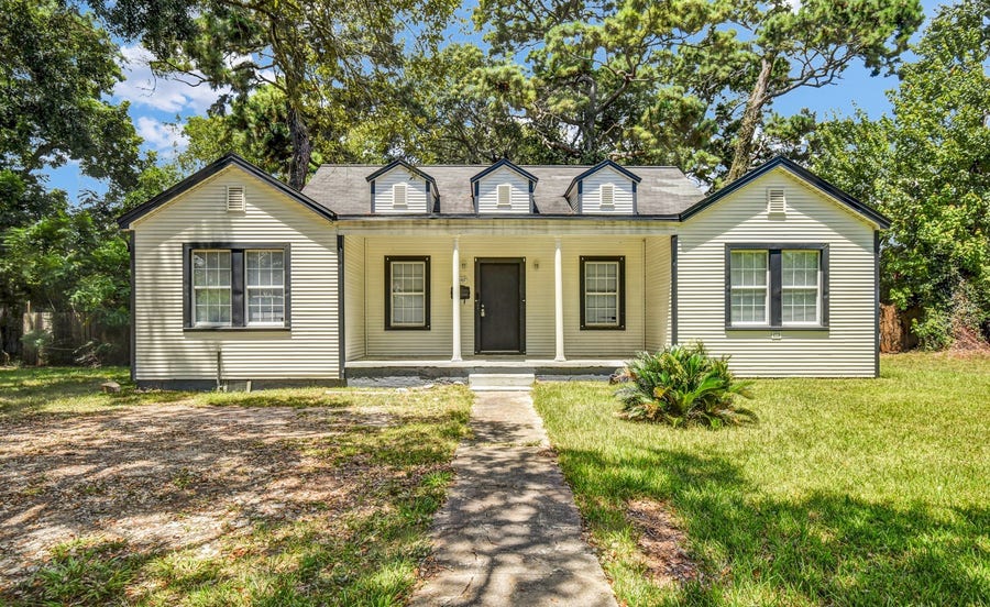 Property photo for 2642 Cedar Drive, La Marque, TX