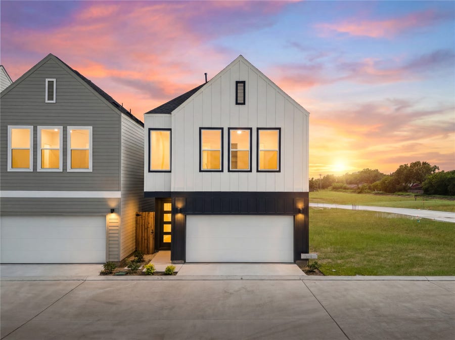 Property photo for 4011 Buffalo Moon Drive, Houston, TX