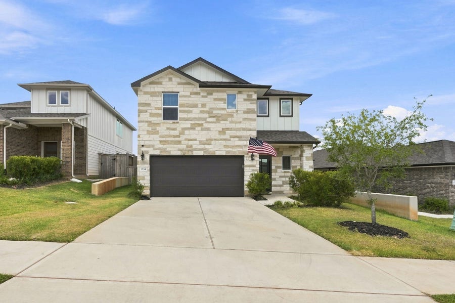 Property photo for 1734 Cayden Oak Lane, Conroe, TX