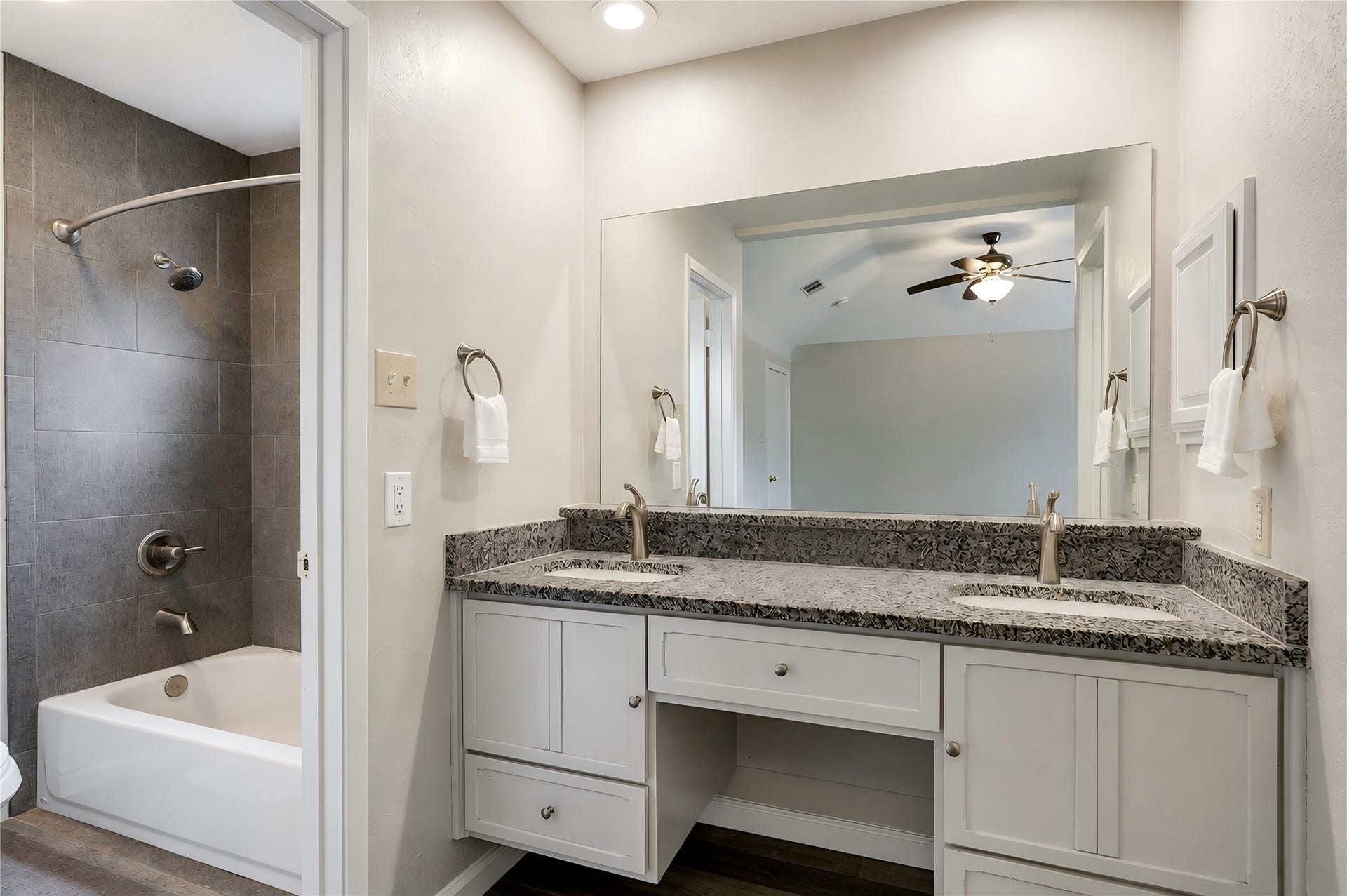 12710 Fenimore Court, Sugar Land, TX 77478