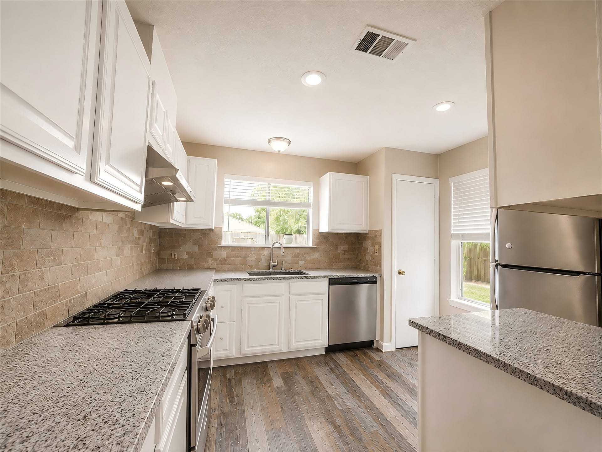12710 Fenimore Court, Sugar Land, TX 77478