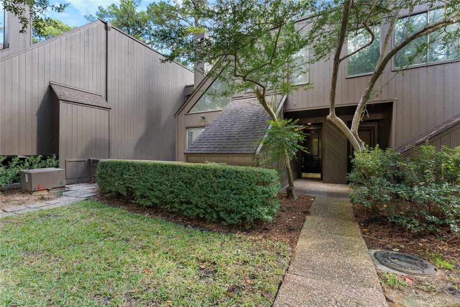 Property photo for 336 Litchfield Lane, Houston, TX