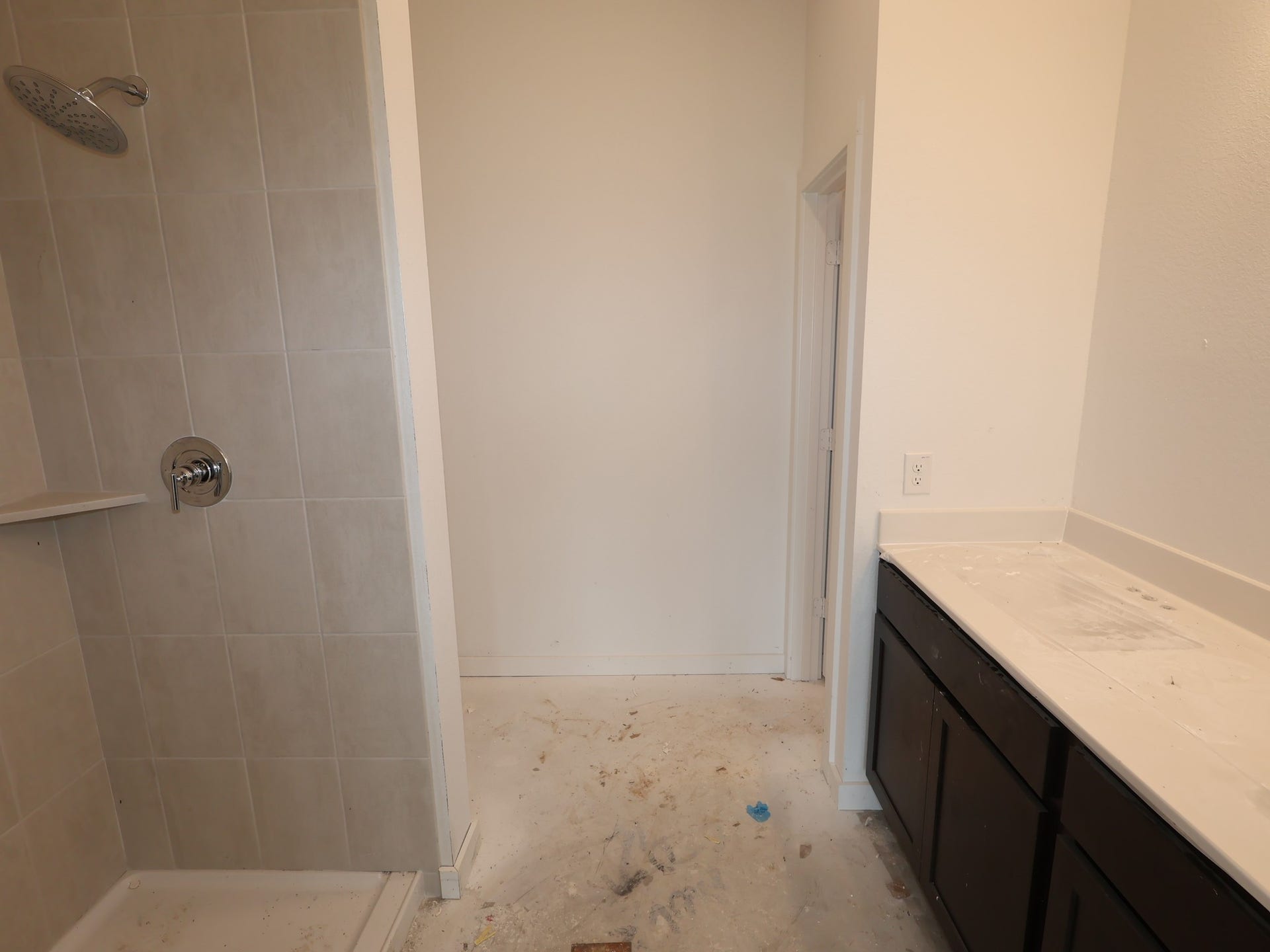 1018 Garnet Star Drive, La Marque, TX 77568 1018 Garnet Star Drive, La Marque, TX 77568