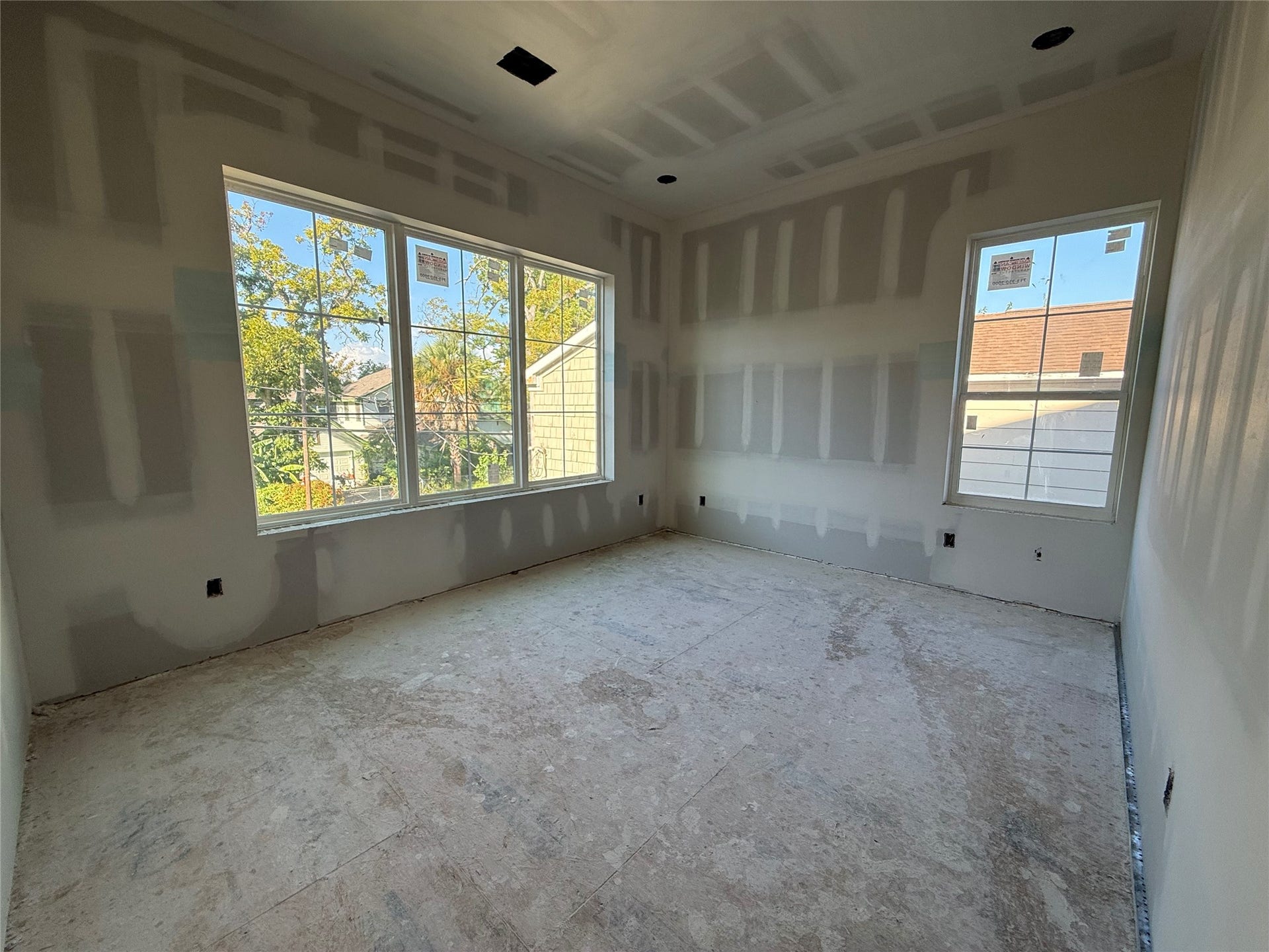 1021 Nadine Street, Houston, TX 77009 Guest bedroom 2.
