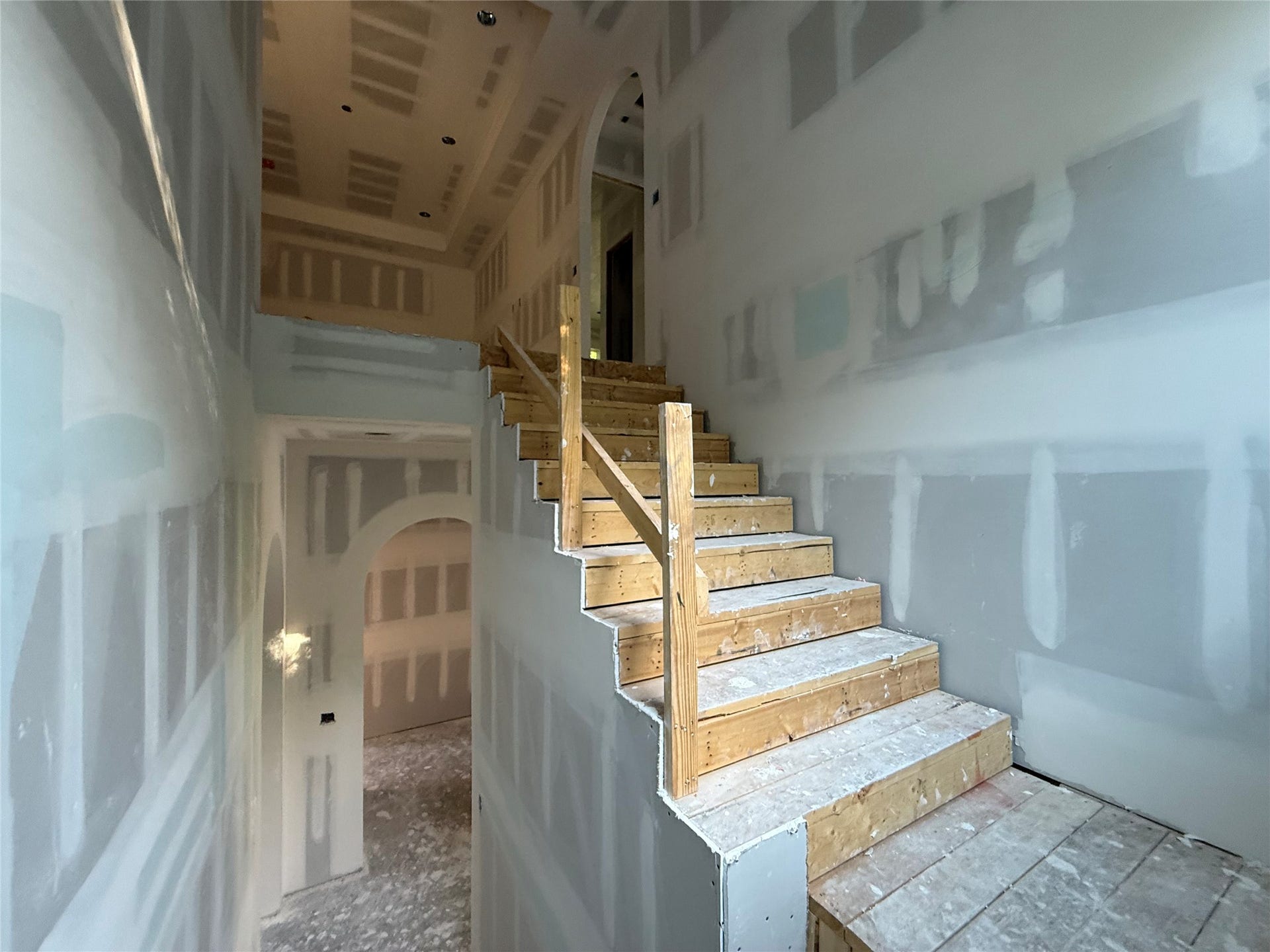 1021 Nadine Street, Houston, TX 77009 Extra wide staircase leading upstairs