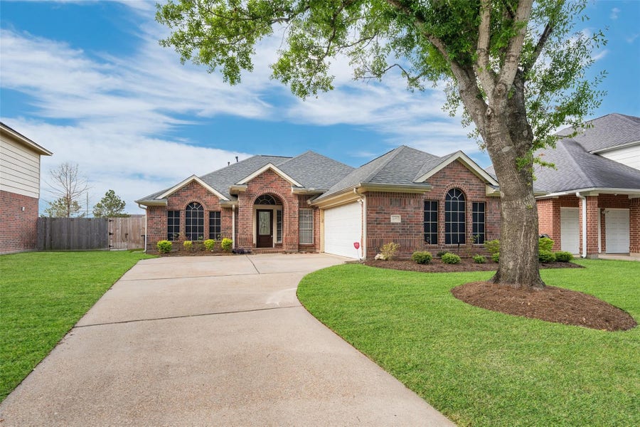 Property photo for 21307 Riverside Ridge Ln, Katy, TX