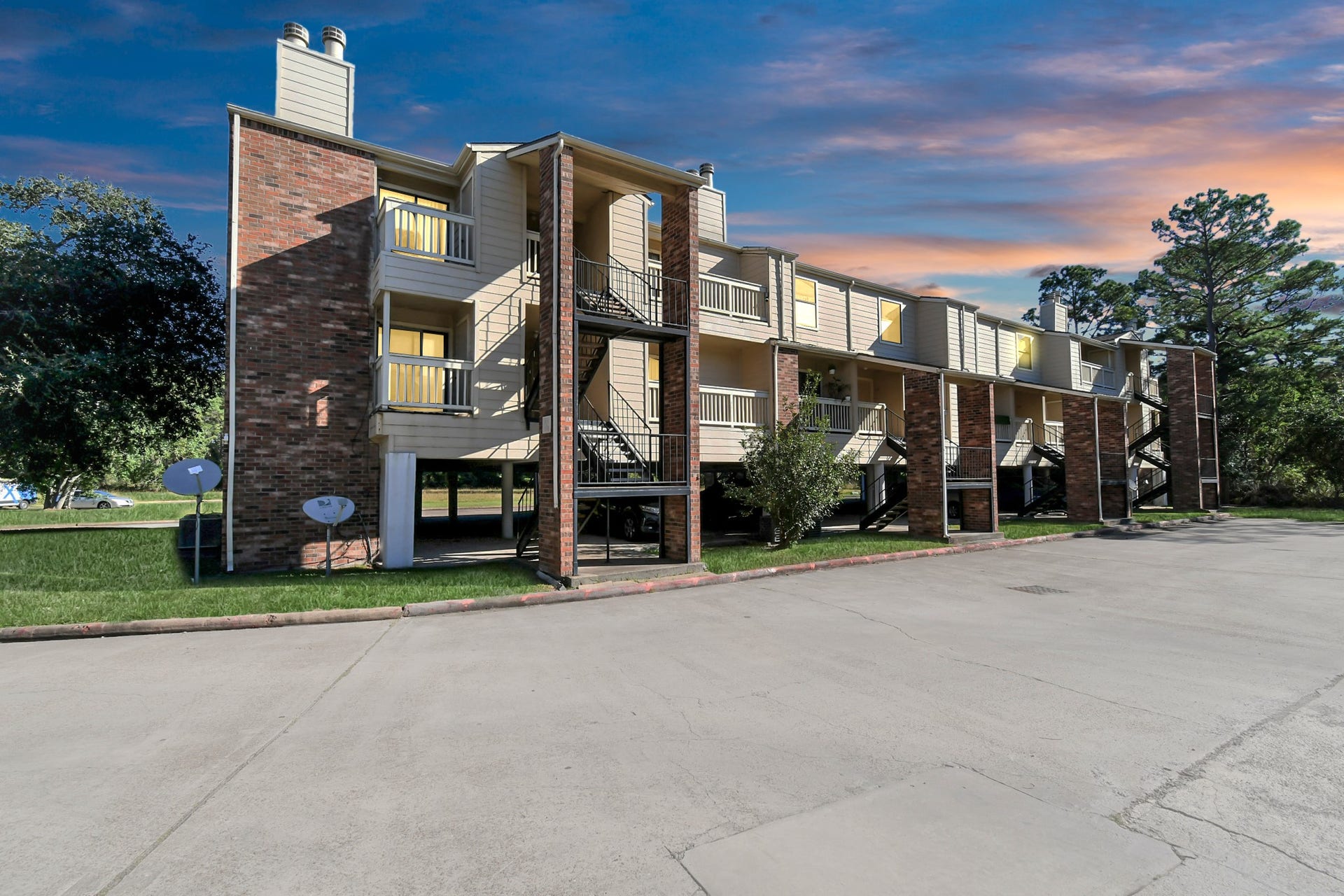 2501 Gulf Freeway, #250D, Dickinson, TX 77539 2501 Gulf Freeway, #250D, Dickinson, TX 77539