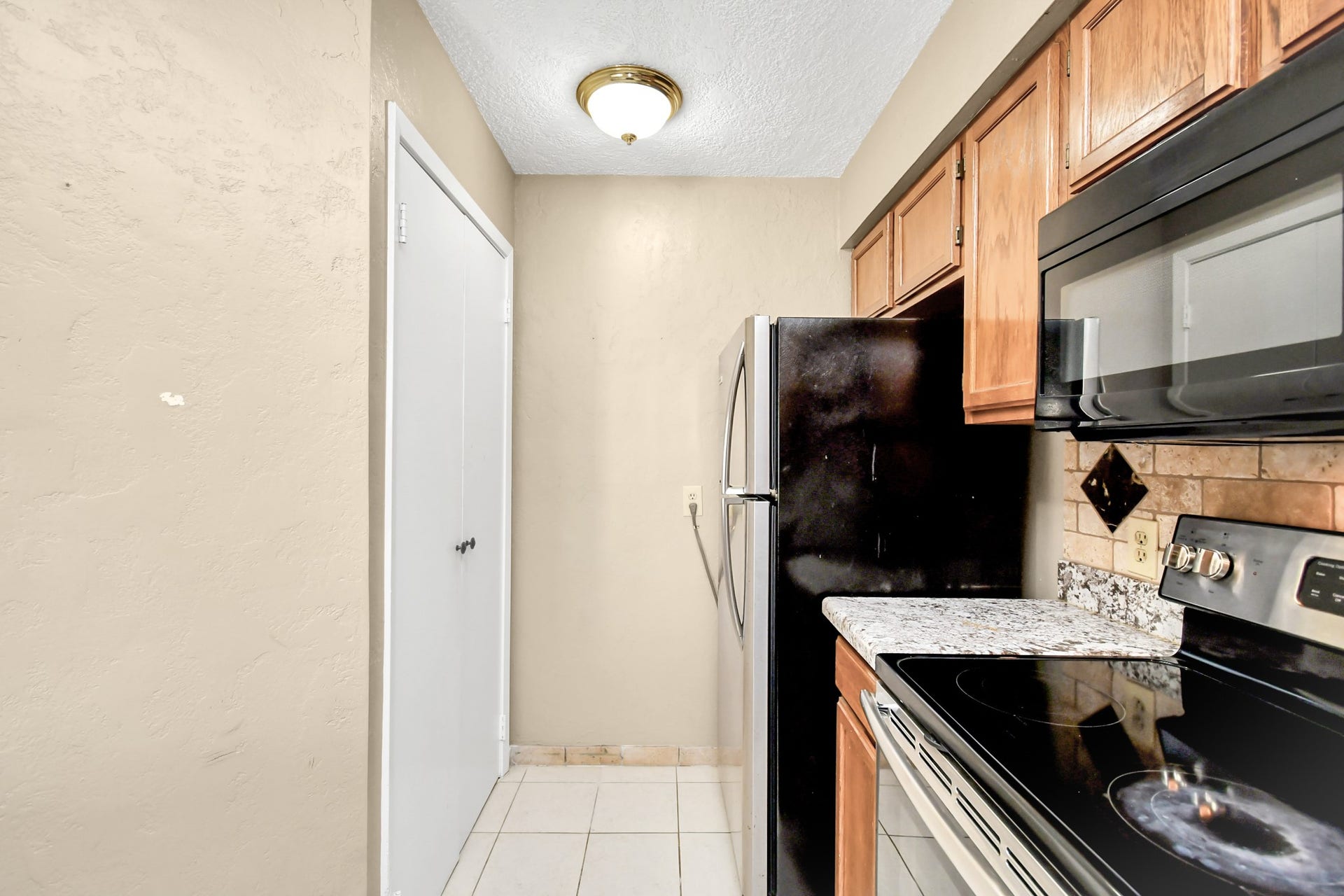 2501 Gulf Freeway, #250D, Dickinson, TX 77539 2501 Gulf Freeway, #250D, Dickinson, TX 77539