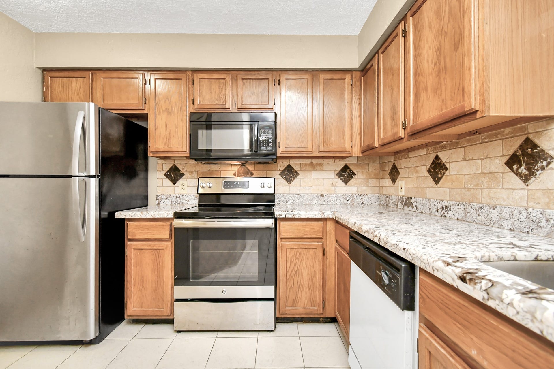 2501 Gulf Freeway, #250D, Dickinson, TX 77539 2501 Gulf Freeway, #250D, Dickinson, TX 77539