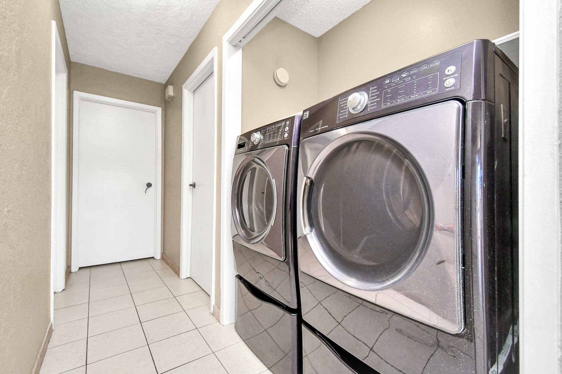 2501 Gulf Freeway, #250D, Dickinson, TX 77539 2501 Gulf Freeway, #250D, Dickinson, TX 77539