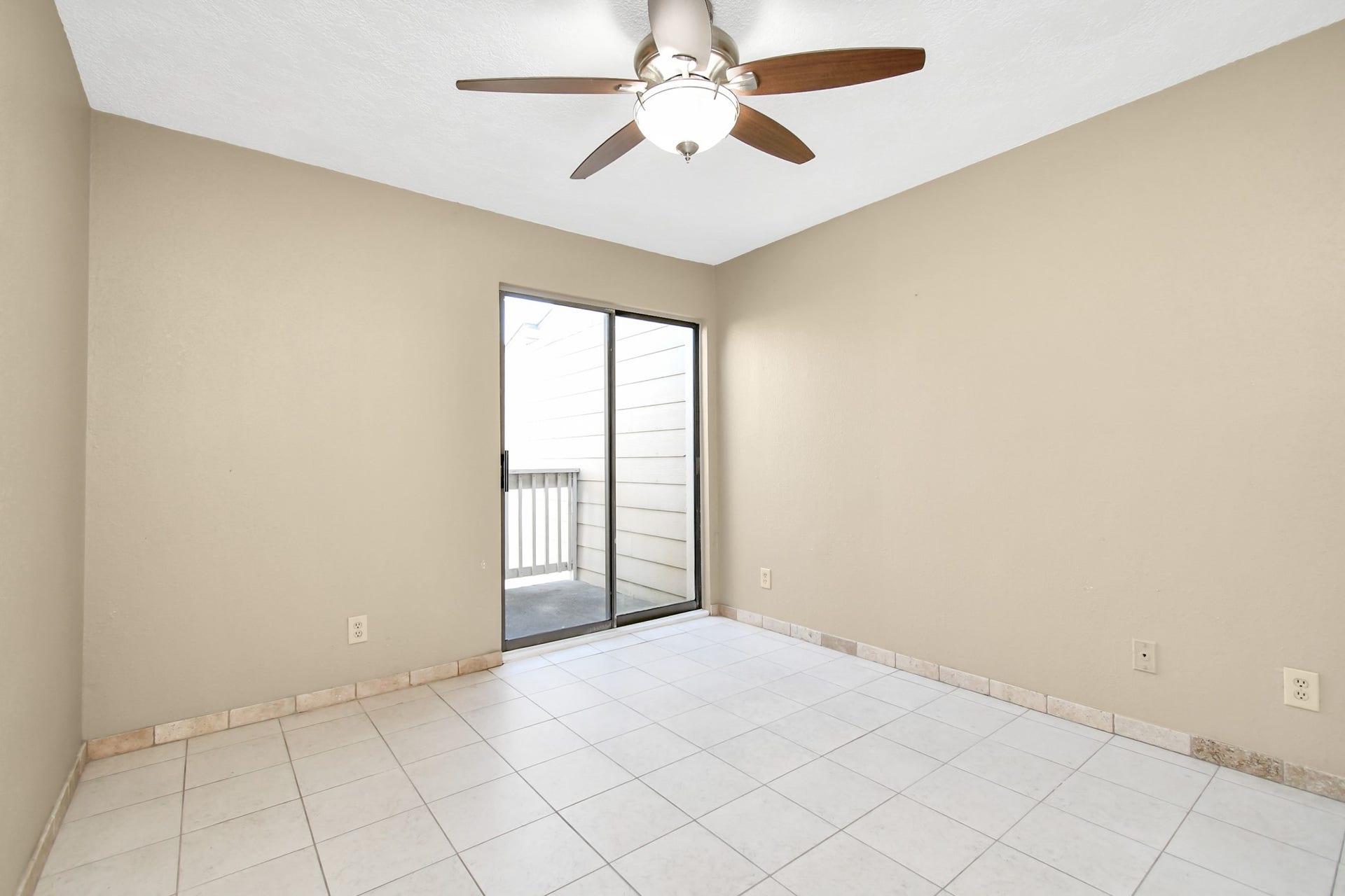 2501 Gulf Freeway, #250D, Dickinson, TX 77539 2501 Gulf Freeway, #250D, Dickinson, TX 77539