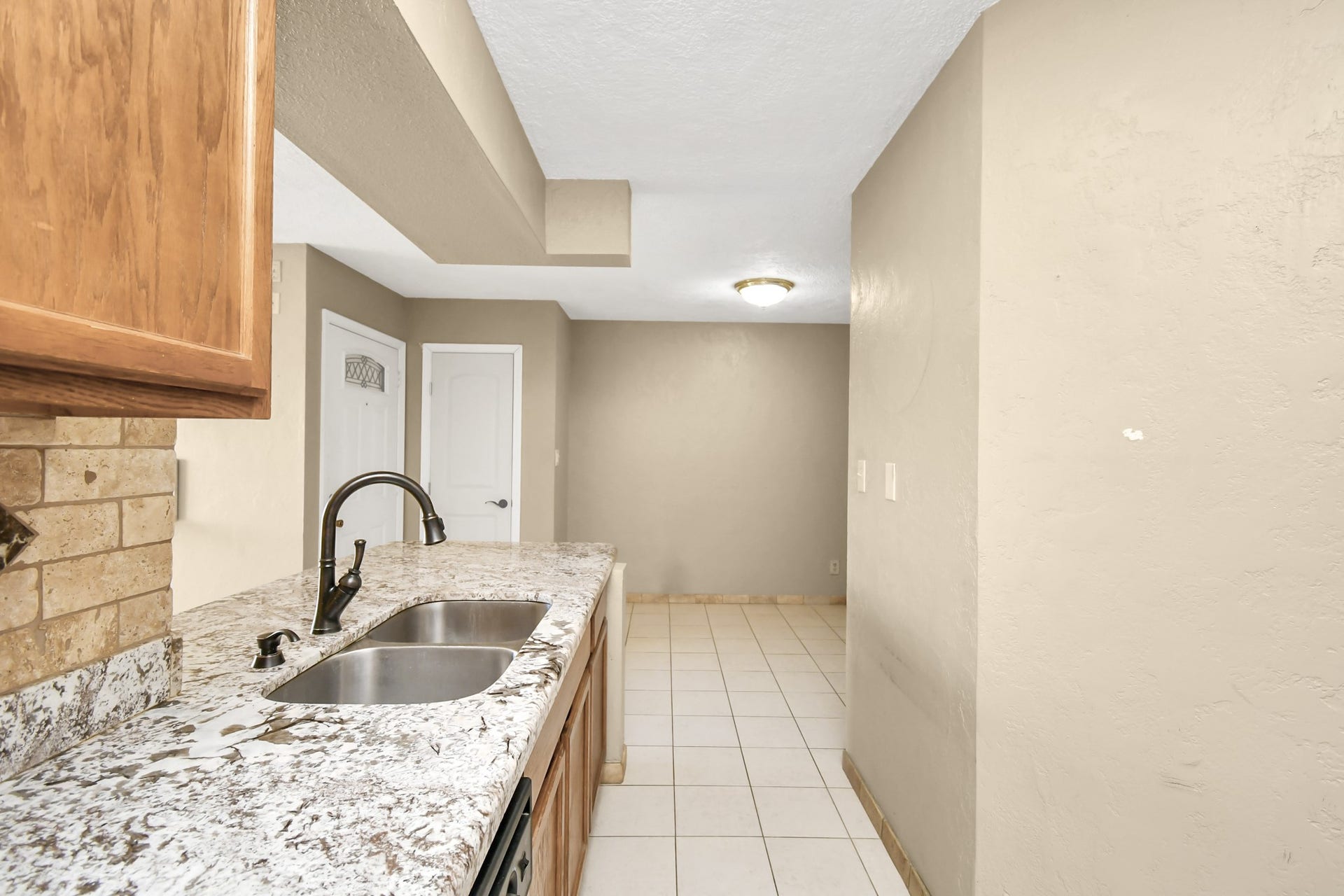 2501 Gulf Freeway, #250D, Dickinson, TX 77539 2501 Gulf Freeway, #250D, Dickinson, TX 77539