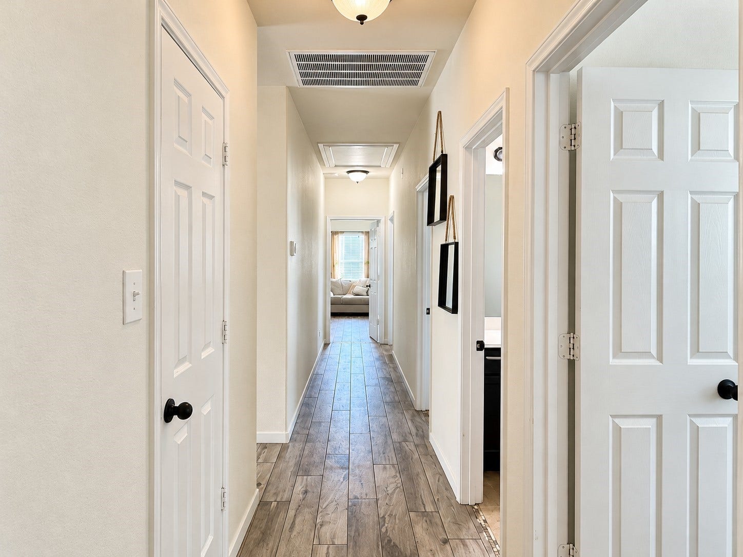 10122 Mariposa Stream Court, Houston, TX 77044 10122 Mariposa Stream Court, Houston, TX 77044
