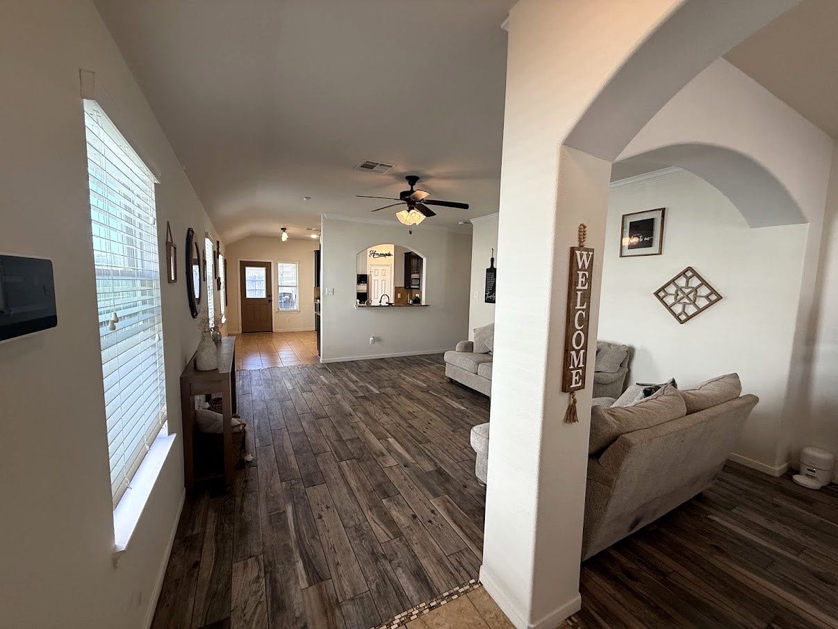 10122 Mariposa Stream Court, Houston, TX 77044 10122 Mariposa Stream Court, Houston, TX 77044