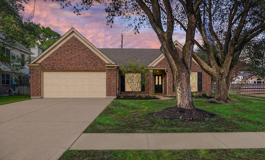 Property photo for 1419 Lamplight Trail Drive, Katy, TX