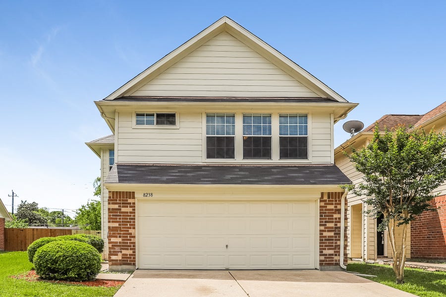 Property photo for 8238 Fuqua Gardens Drive, Houston, TX