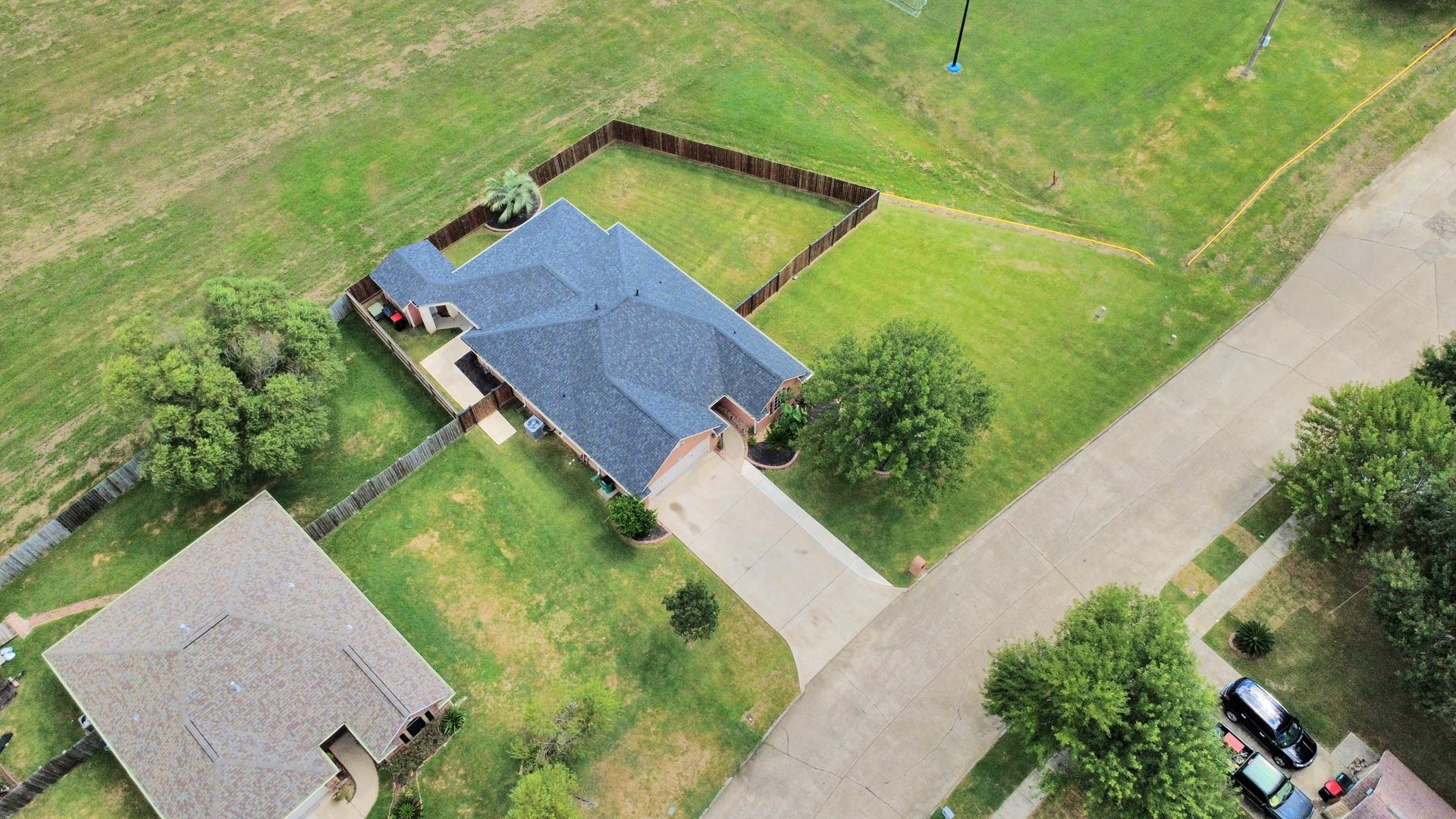 5400 Village Lane, Baytown, TX 77521 5400 Village Lane, Baytown, TX 77521