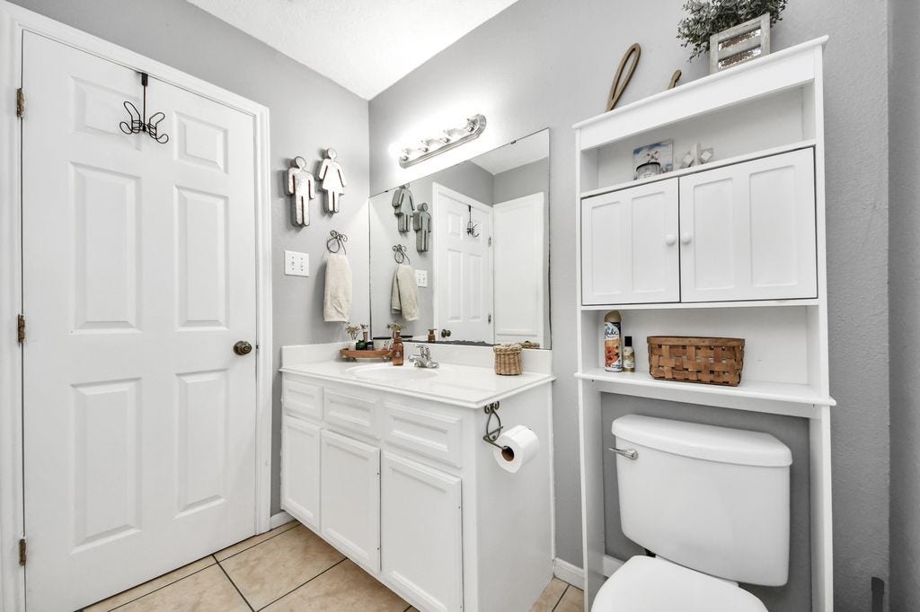 5400 Village Lane, Baytown, TX 77521 5400 Village Lane, Baytown, TX 77521