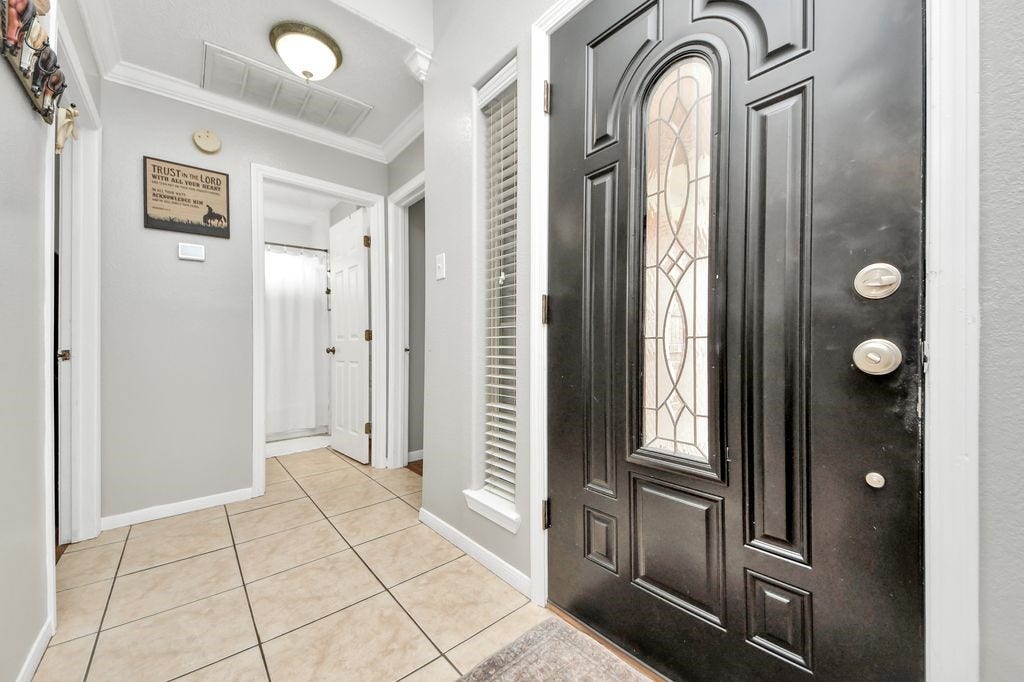 5400 Village Lane, Baytown, TX 77521 5400 Village Lane, Baytown, TX 77521