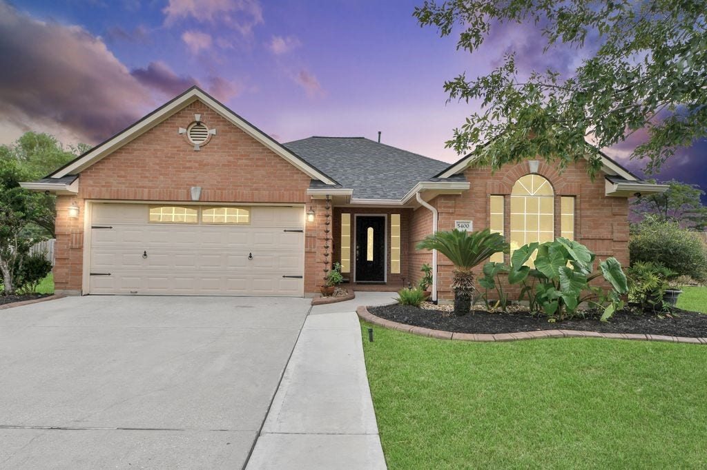 5400 Village Lane, Baytown, TX 77521 5400 Village Lane, Baytown, TX 77521