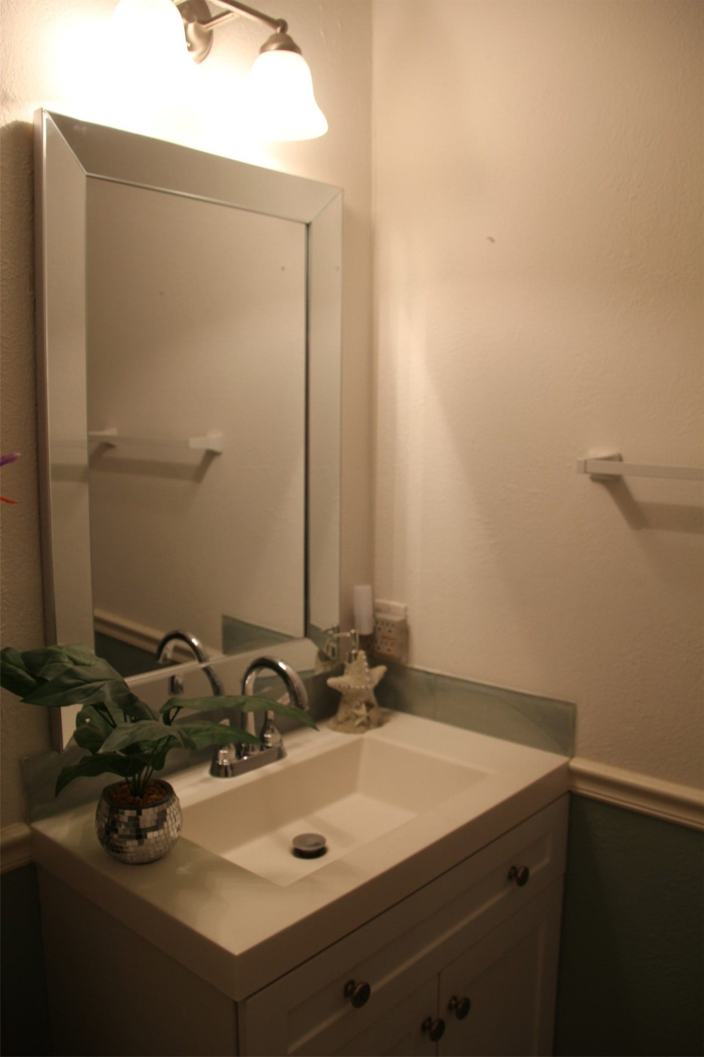 3035 Meadowview Dr Corner, Missouri City, TX 77459 3035 Meadowview Dr Corner, Missouri City, TX 77459