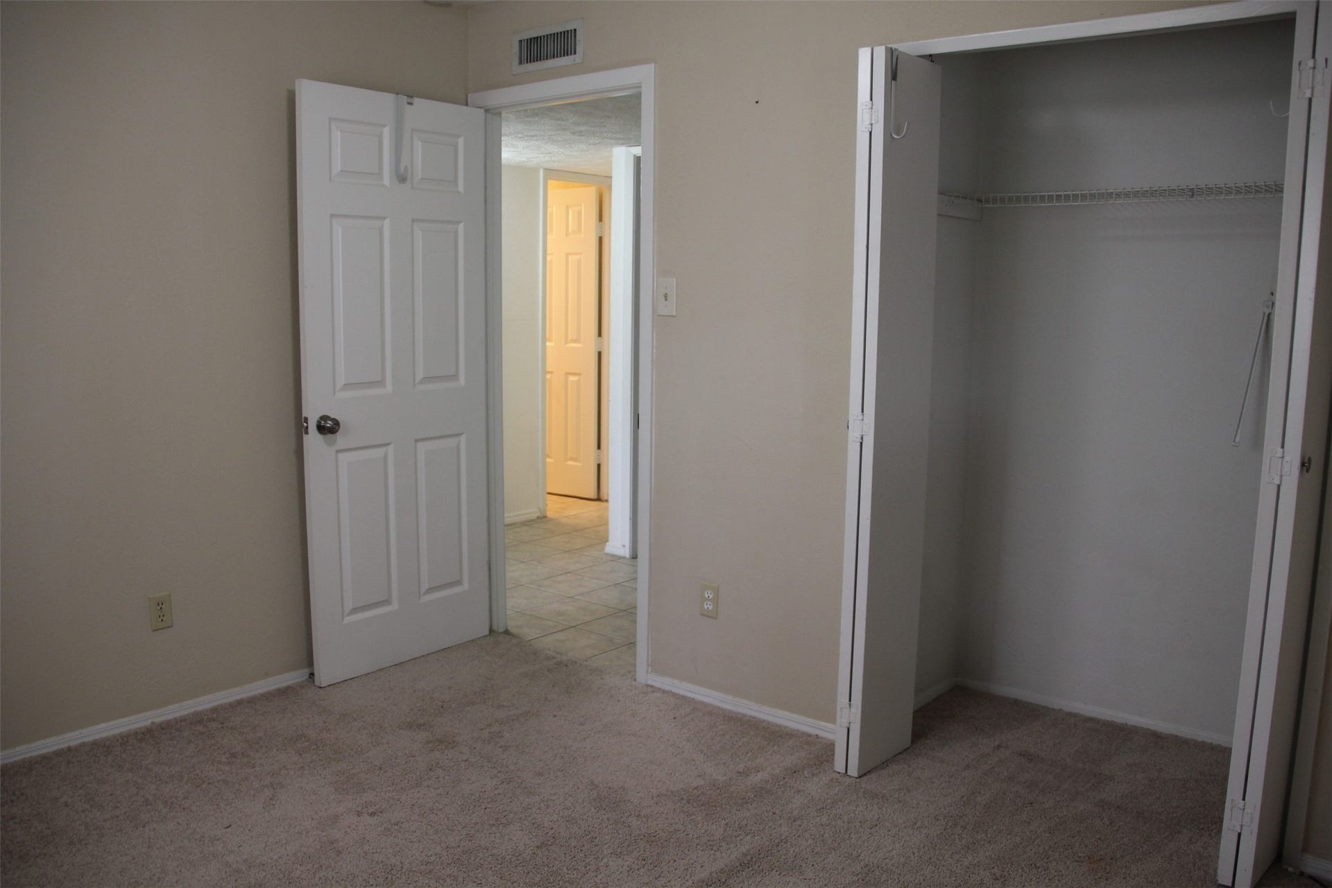 3035 Meadowview Dr Corner, Missouri City, TX 77459 3035 Meadowview Dr Corner, Missouri City, TX 77459