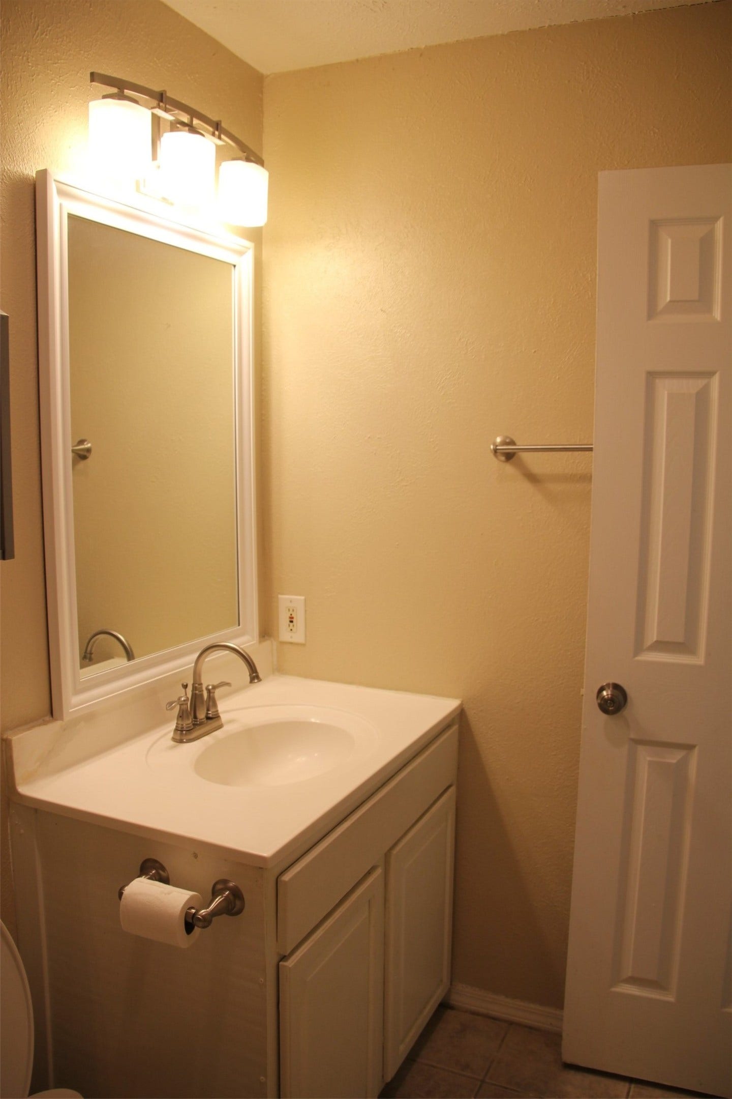 3035 Meadowview Dr Corner, Missouri City, TX 77459 3035 Meadowview Dr Corner, Missouri City, TX 77459